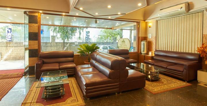 Chinna's Residency