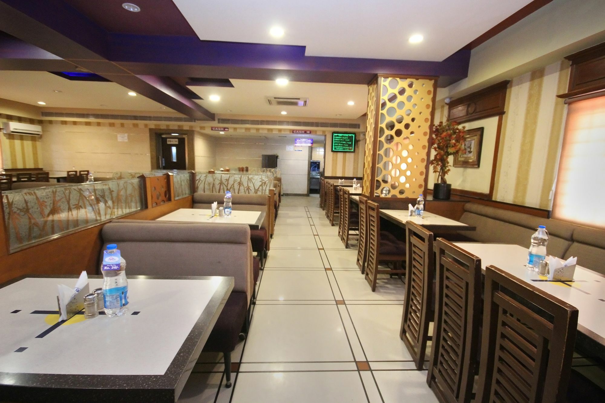 Oyo 579 Hotel Aab 3* Bangalore