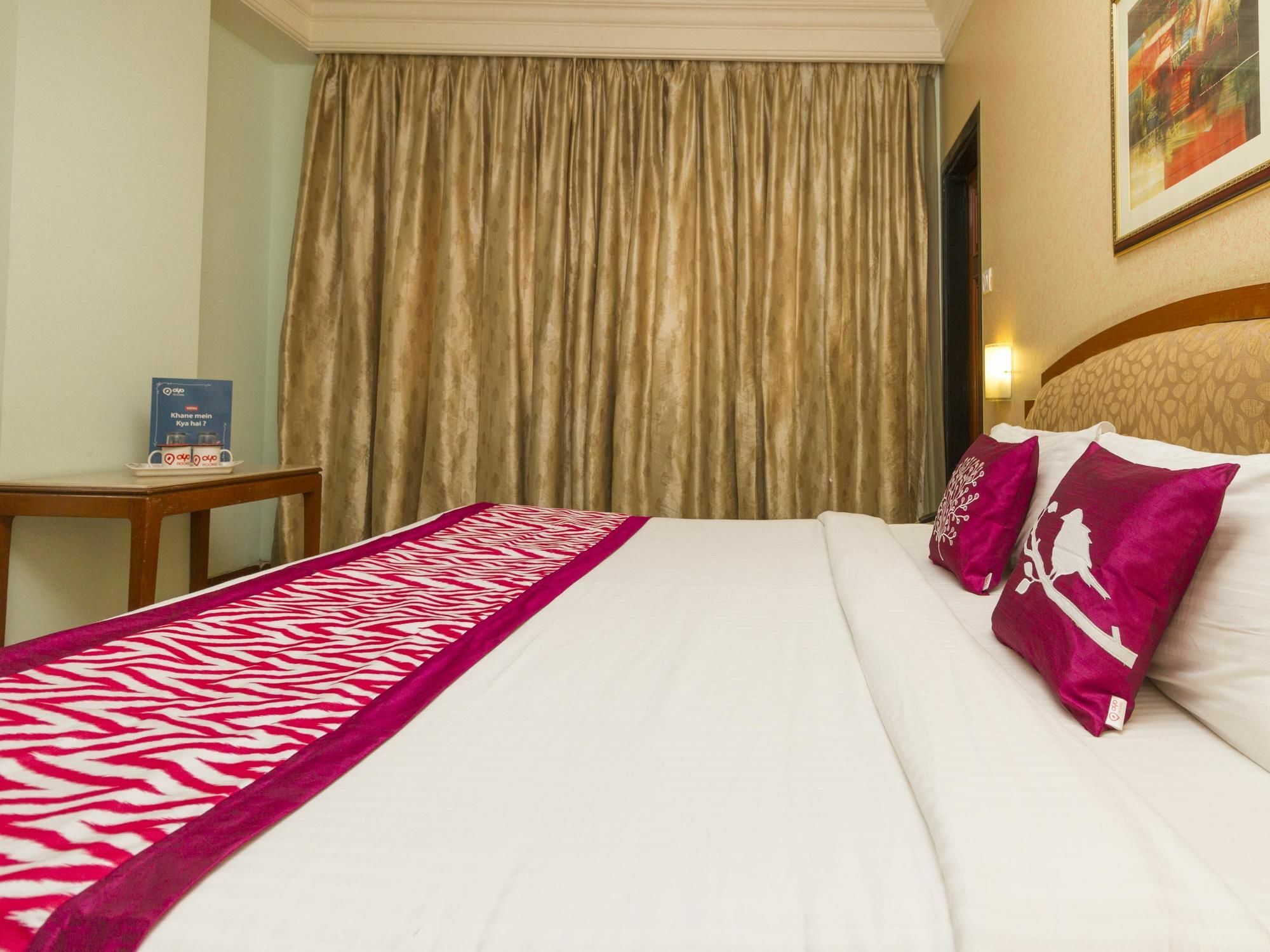 Oyo 579 Hotel Aab Hotel