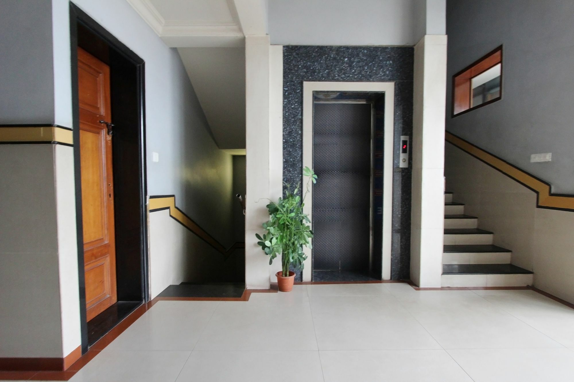 Hotel Oyo 579 Hotel Aab 3*