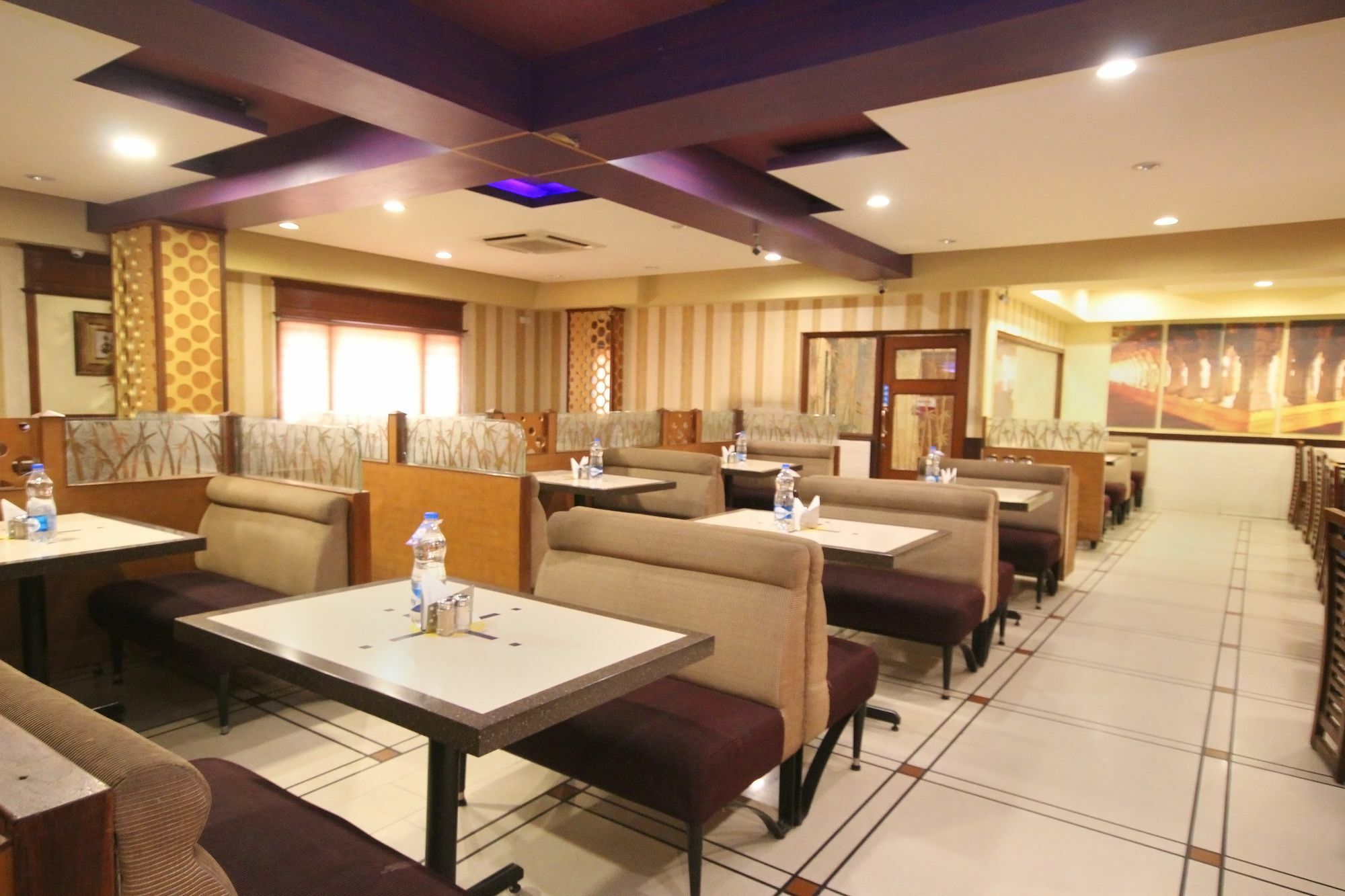 Oyo 579 Hotel Aab 3* Bangalore