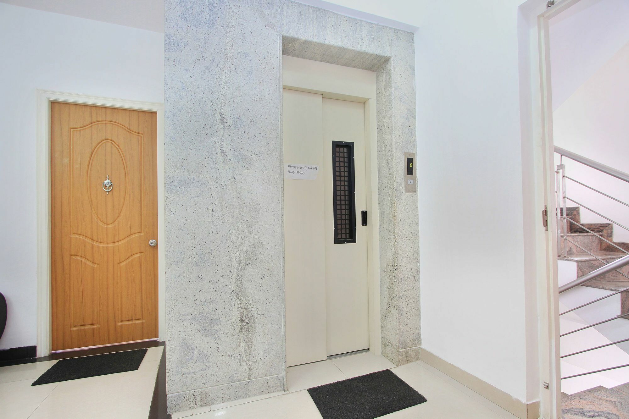 Hotel Oyo 9768 Gokul Harmony