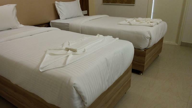 Fabexpress Hibiscus Suites Hebbal Hotel Bangalore