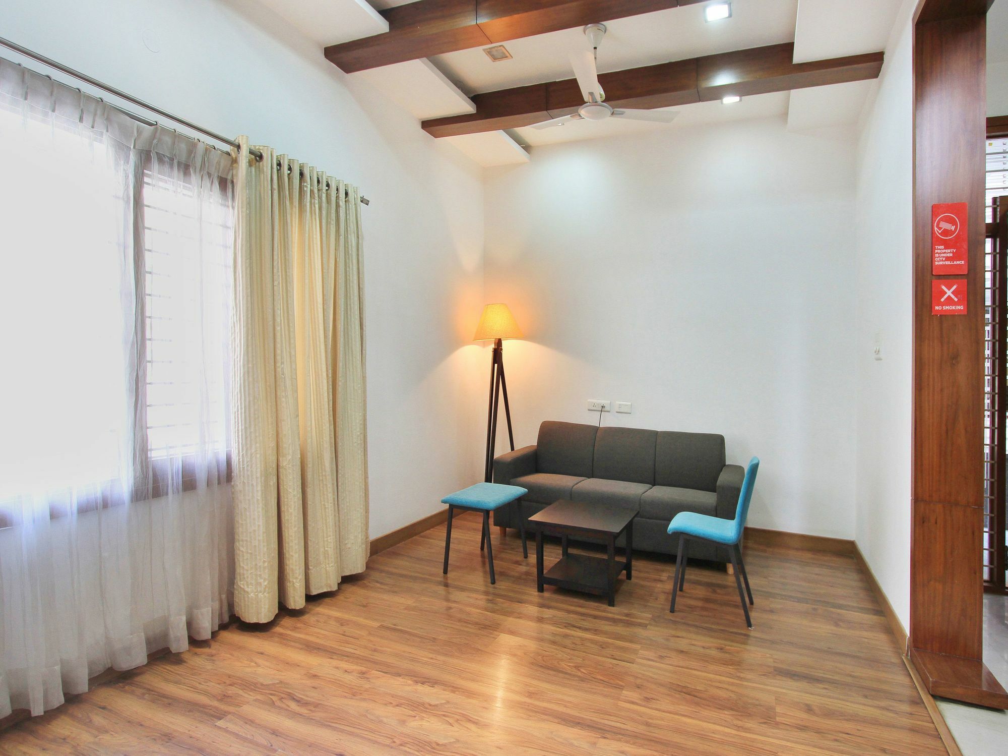 Capital O 11590 Red Carpet Hotel Bangalore