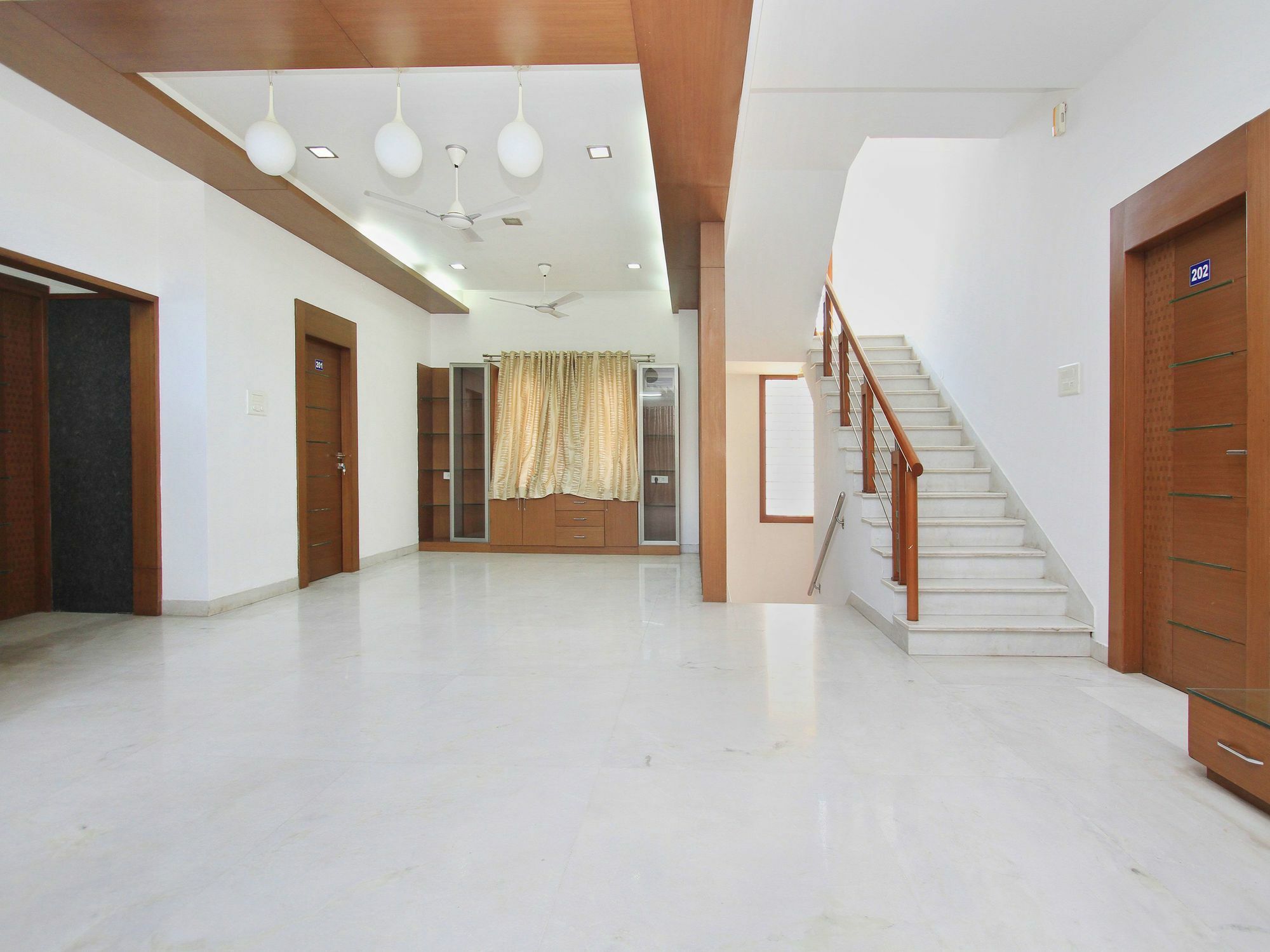 Hotel Capital O 11590 Red Carpet Bangalore
