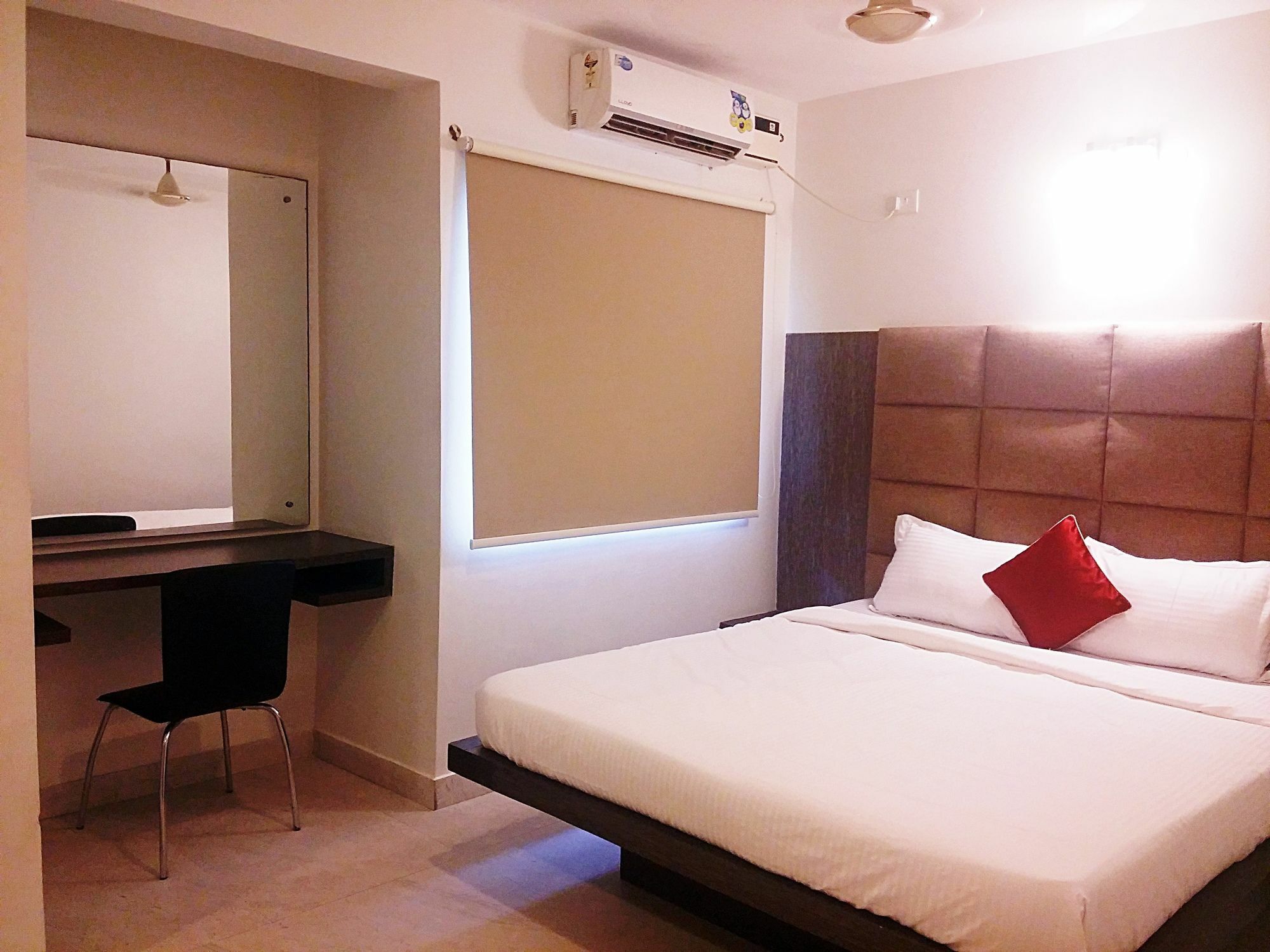 Capital Hotel 3*