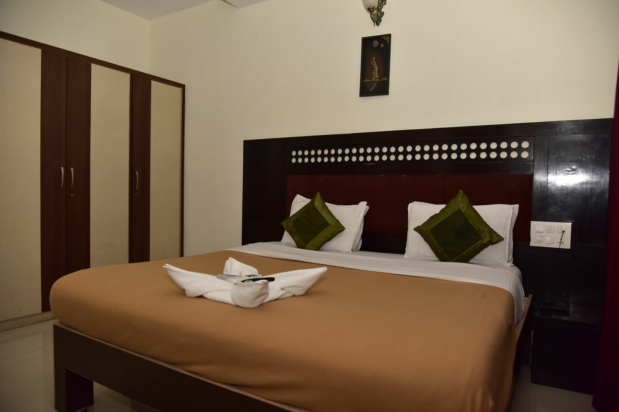 Seasons 3* Bangalore