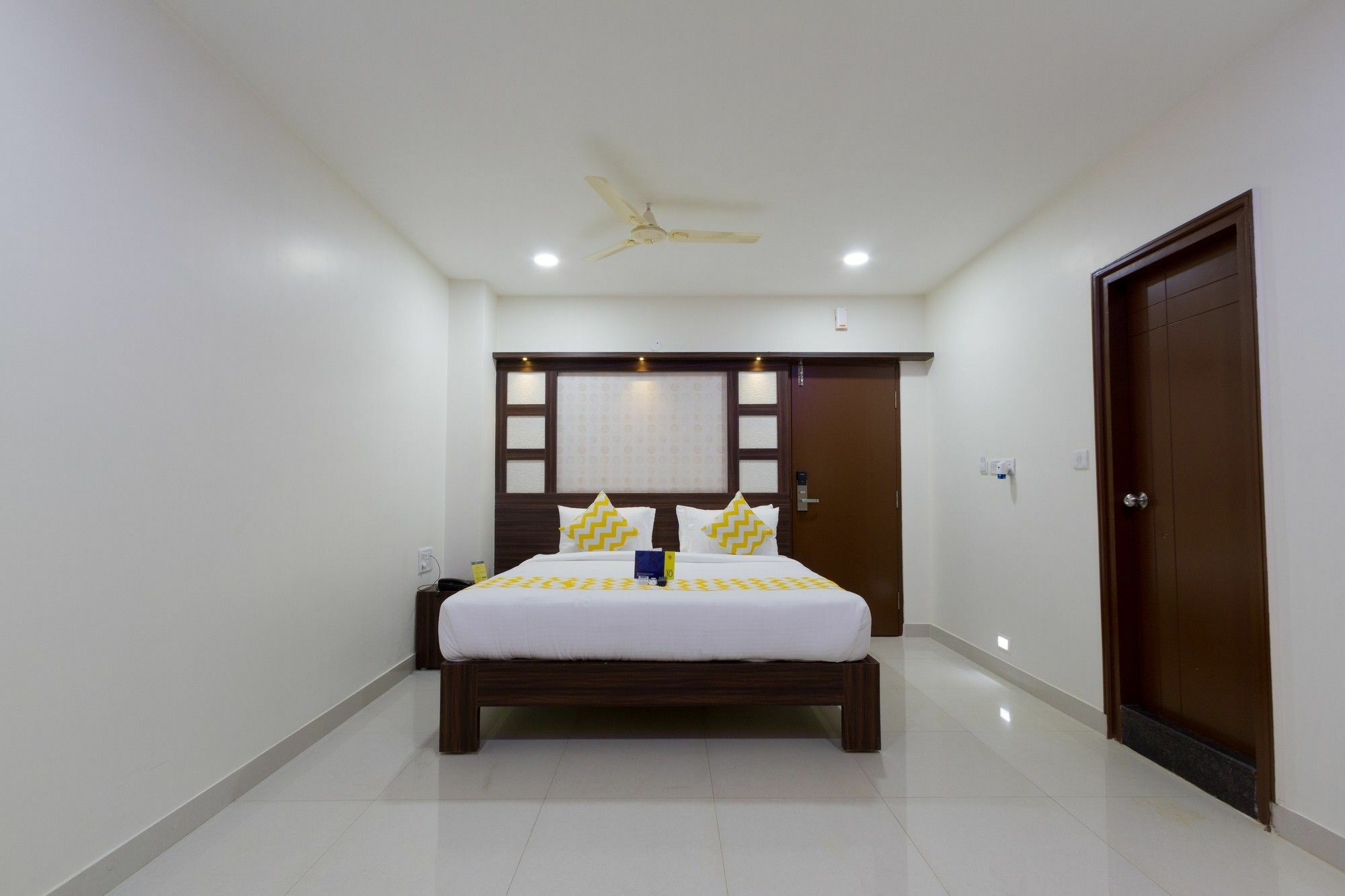 Ring View - Hebbal Hotel