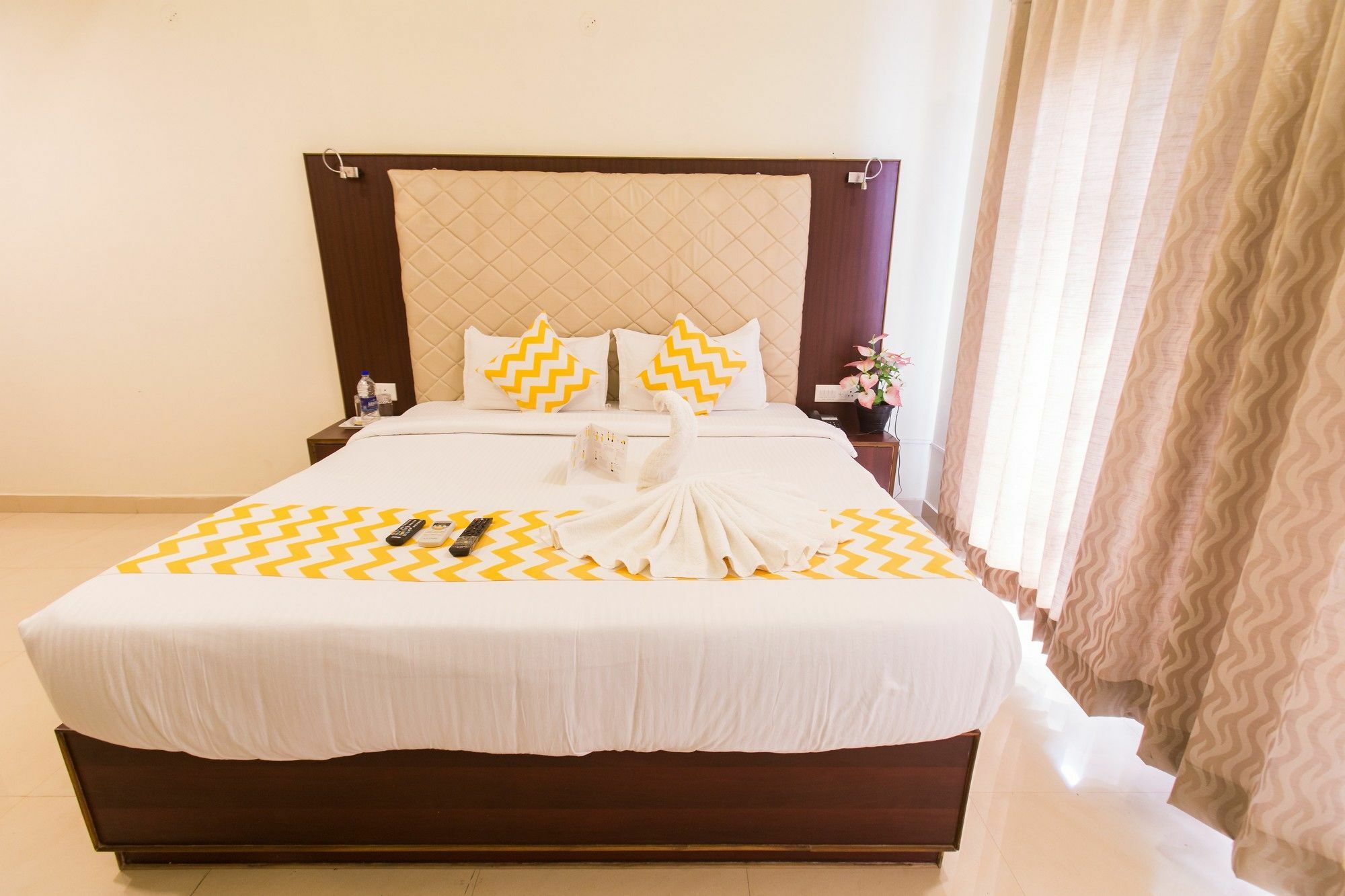 Hotel Fabhotel Millenium Indiranagar 3*