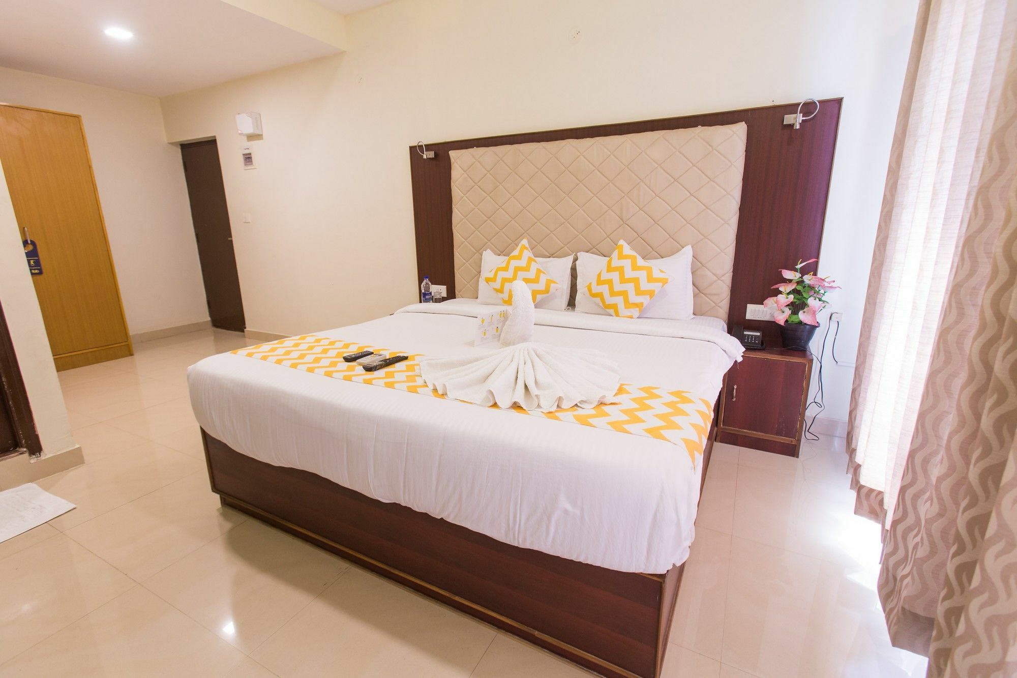 Hotel Fabhotel Millenium Indiranagar 3*