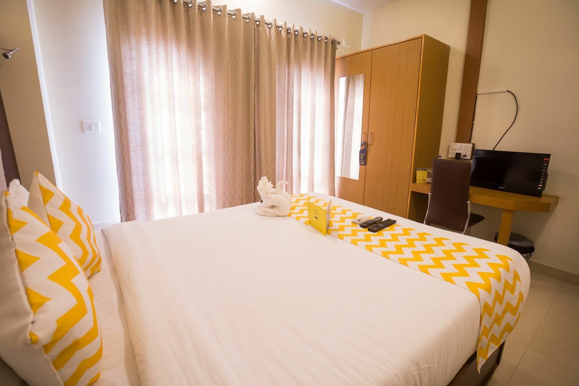 Fabhotel Millenium Indiranagar Hotel