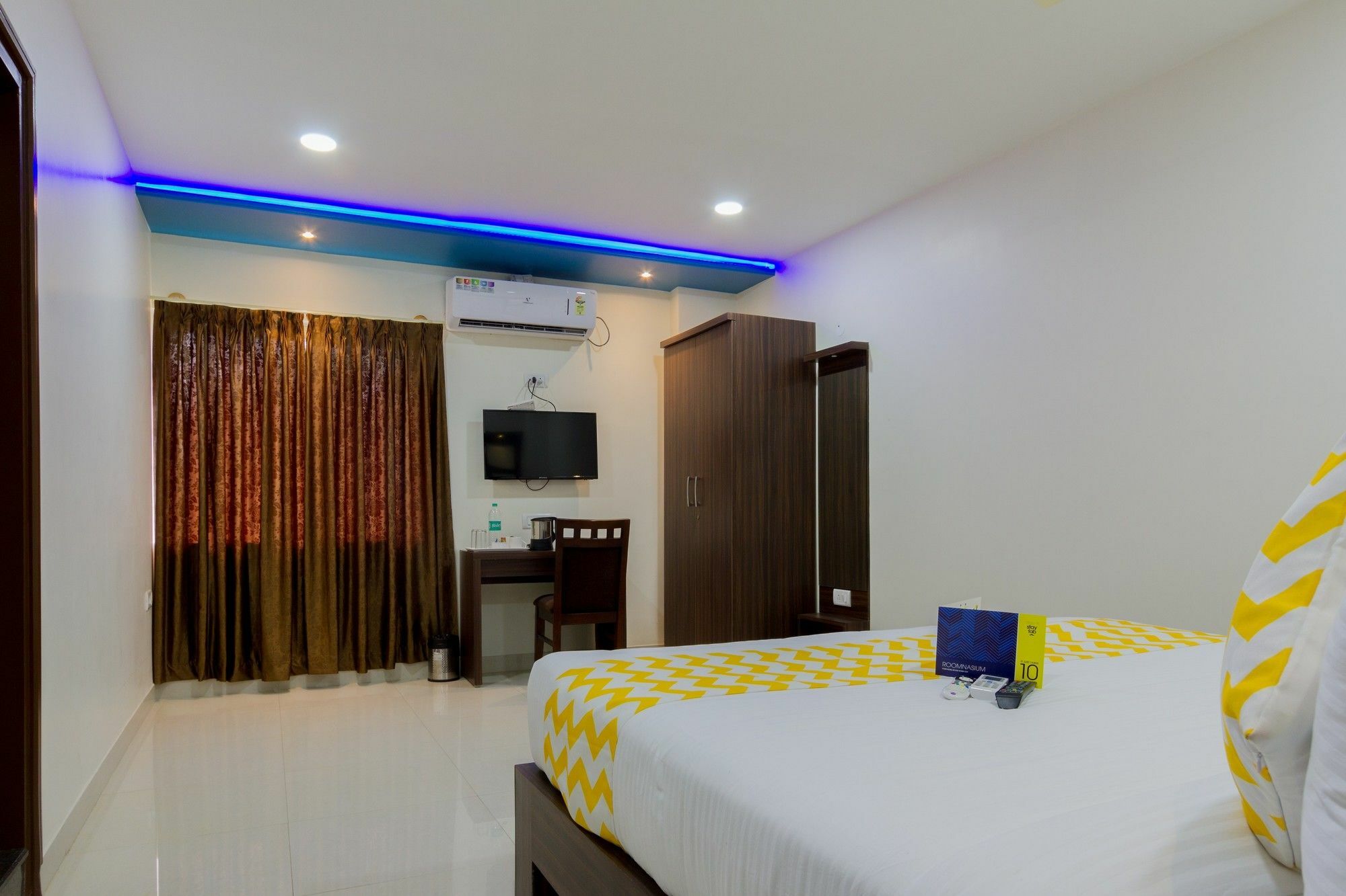 Hotel Ring View - Hebbal Bangalore