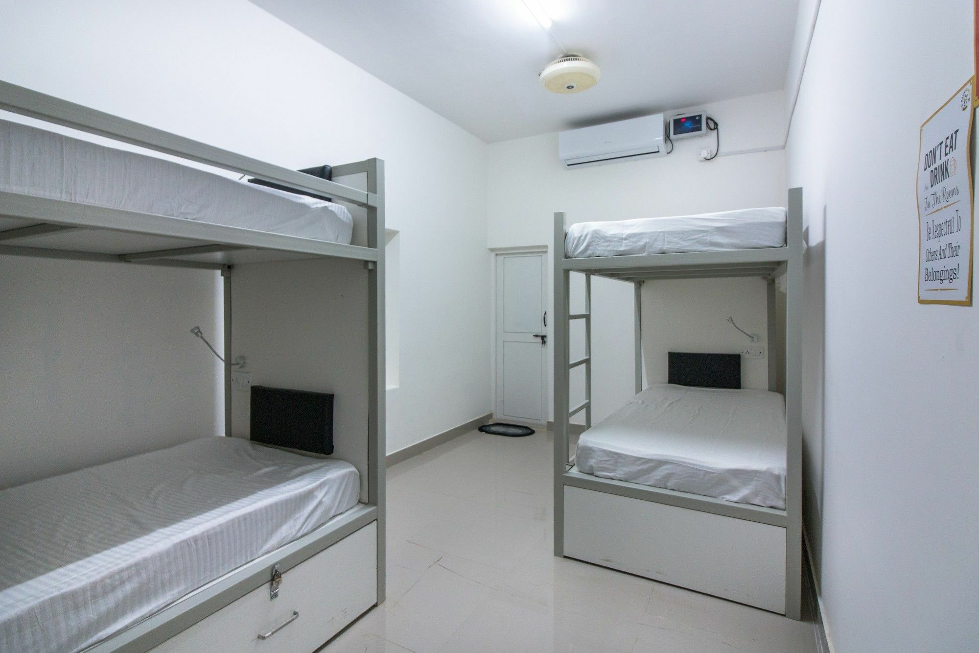 Hostel Backpacker Panda *
