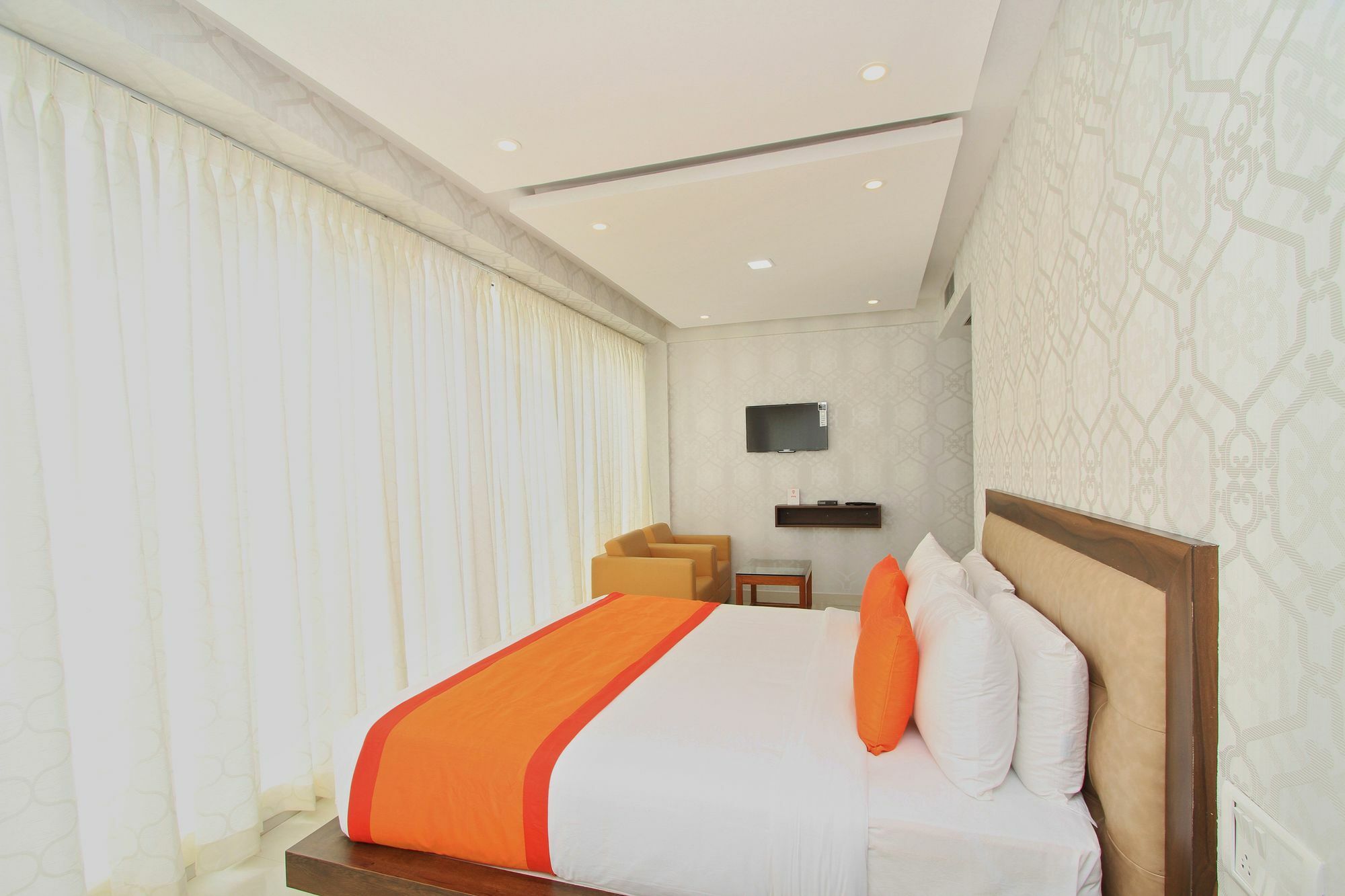 Oyo 10324 Hotel 3*