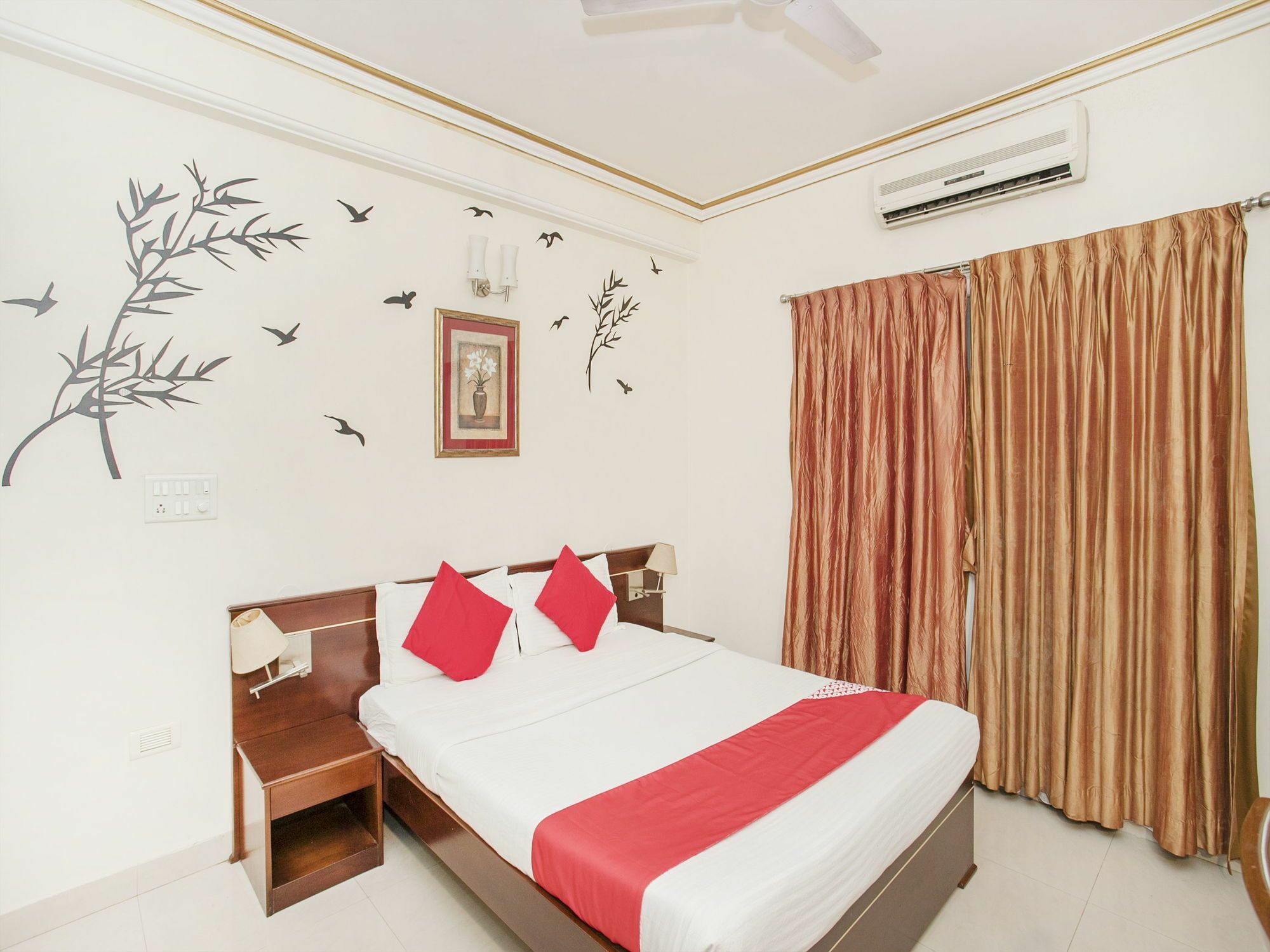 Hotel Super O Resida Elite Service Near Manipal Hospital 3*