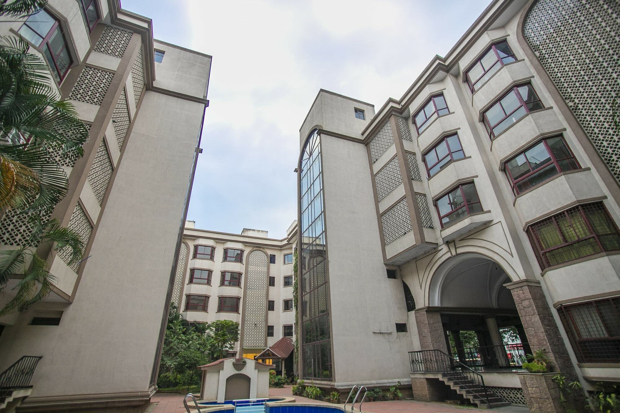 Hotel Collection O Premium Eden Au Near Sri Someshwara Swami Temple 3*