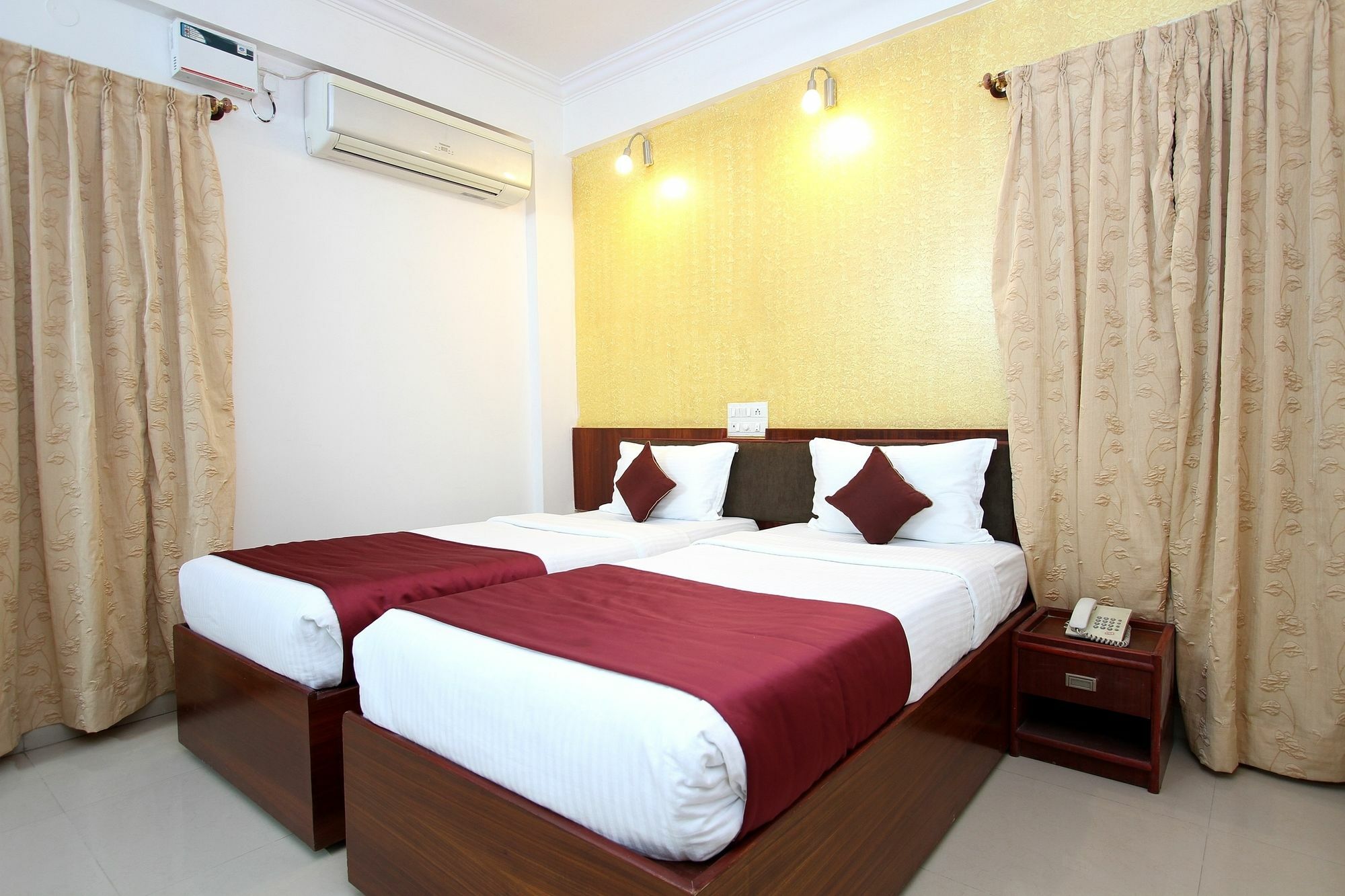 Oyo 9959 Varcity Ruby 3* Bangalore