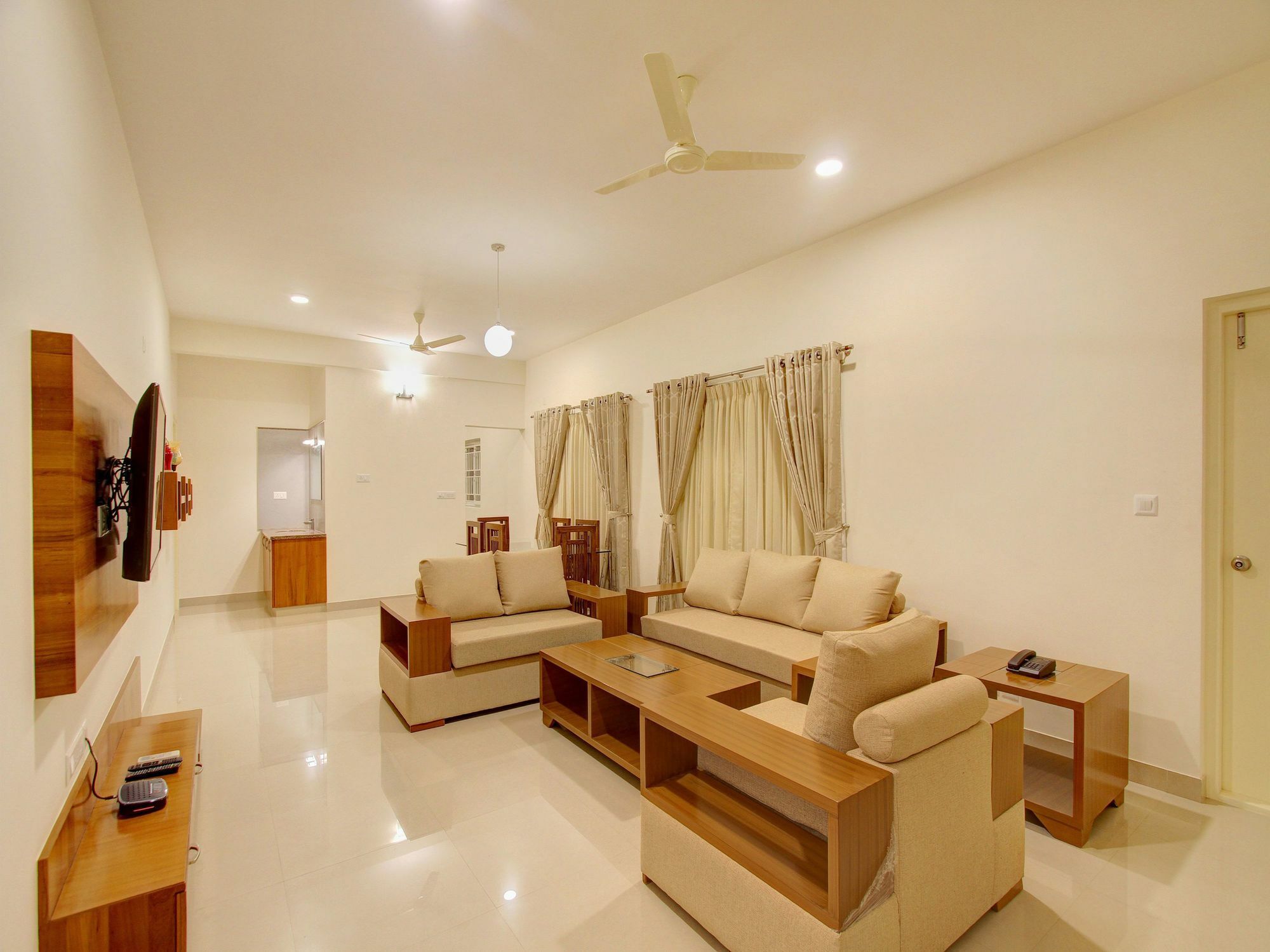 Hotel Treebo Kings Suits, Hsr Layout Bangalore