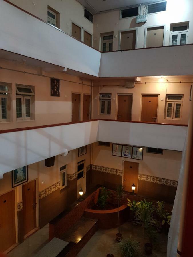 Hotel Sri Kumara