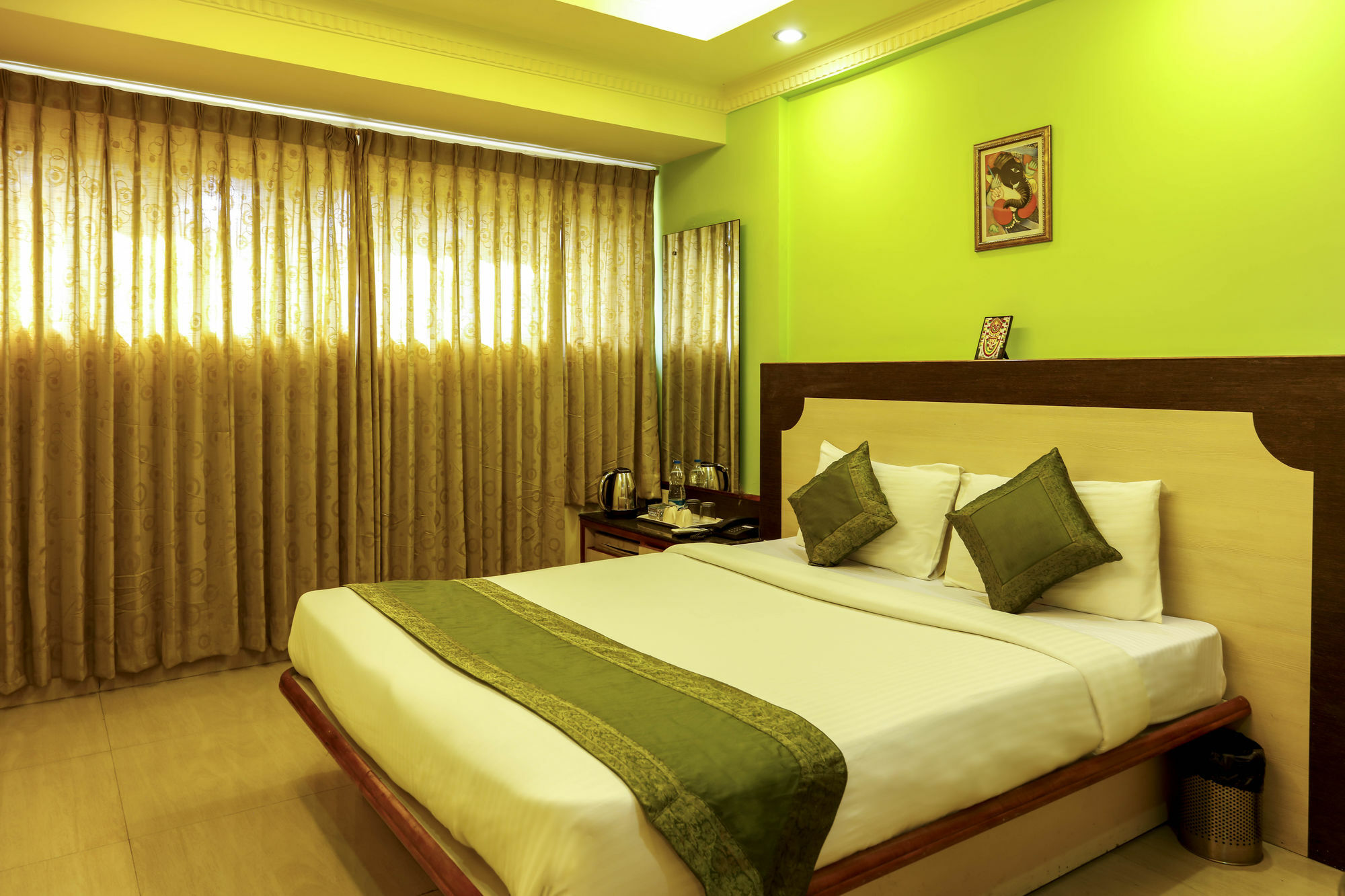 Treebo Trip Grand Regency Bangalore