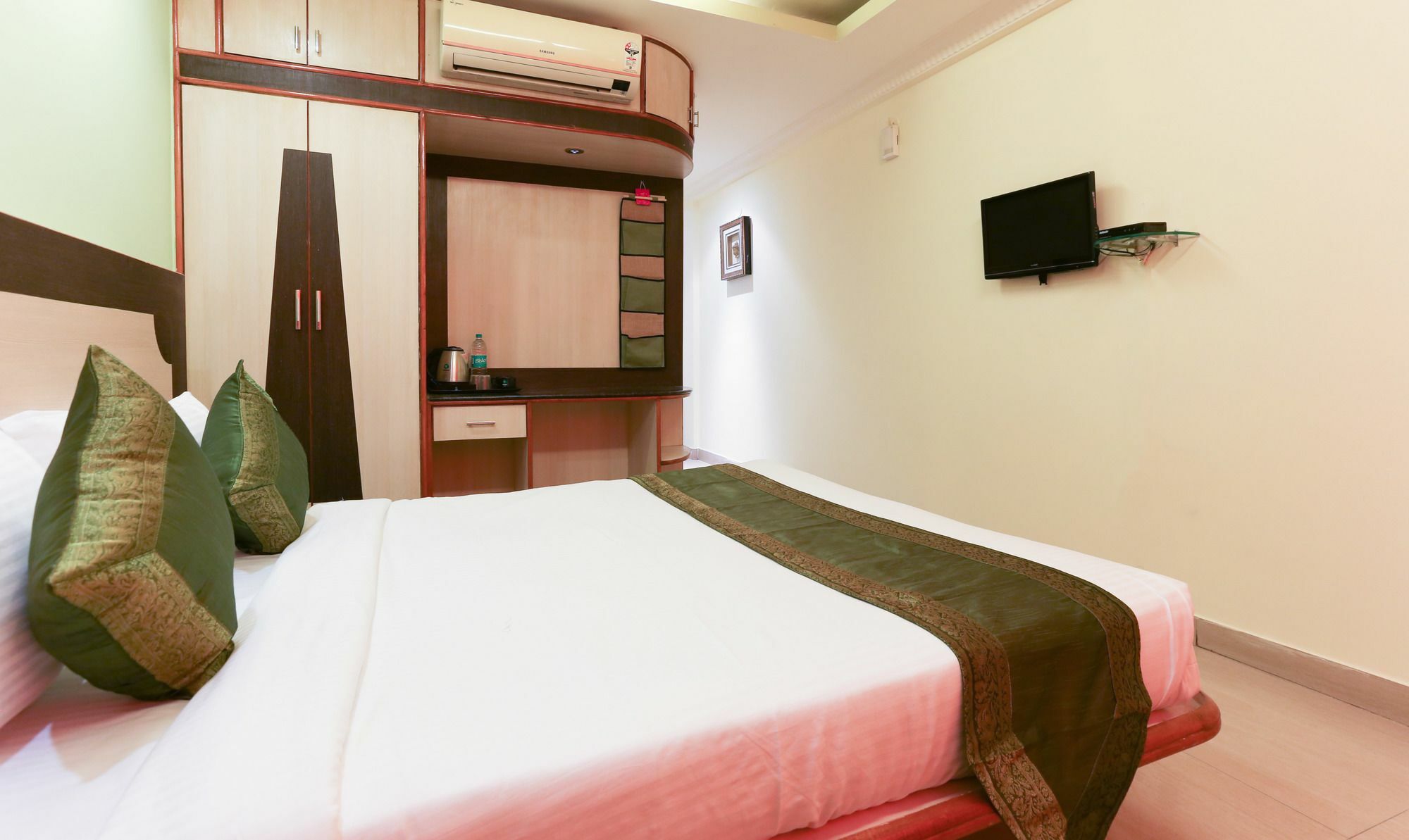 Treebo Trip Grand Regency