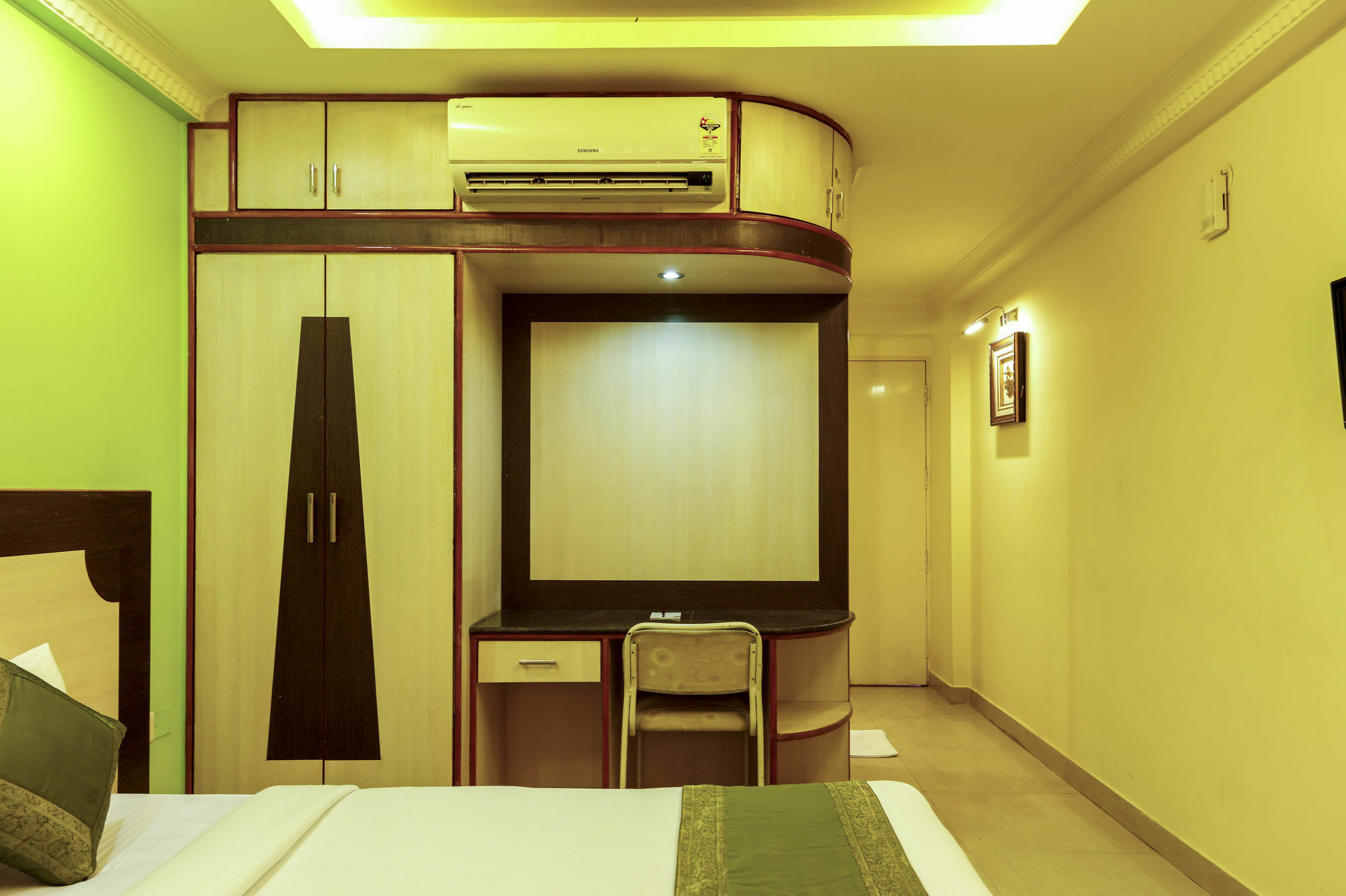 Treebo Trip Grand Regency 3* Bangalore
