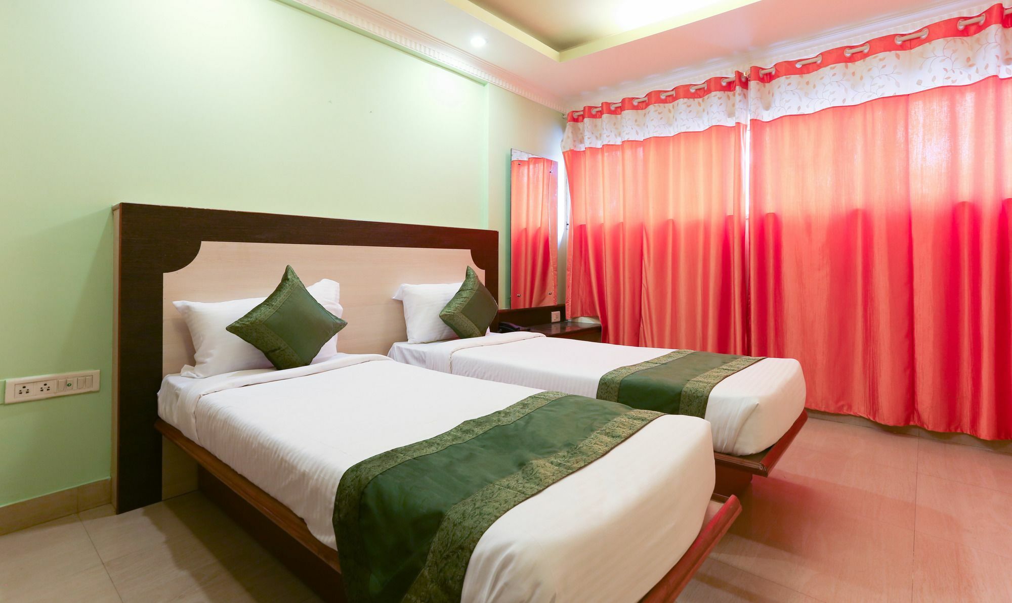 Treebo Trip Grand Regency