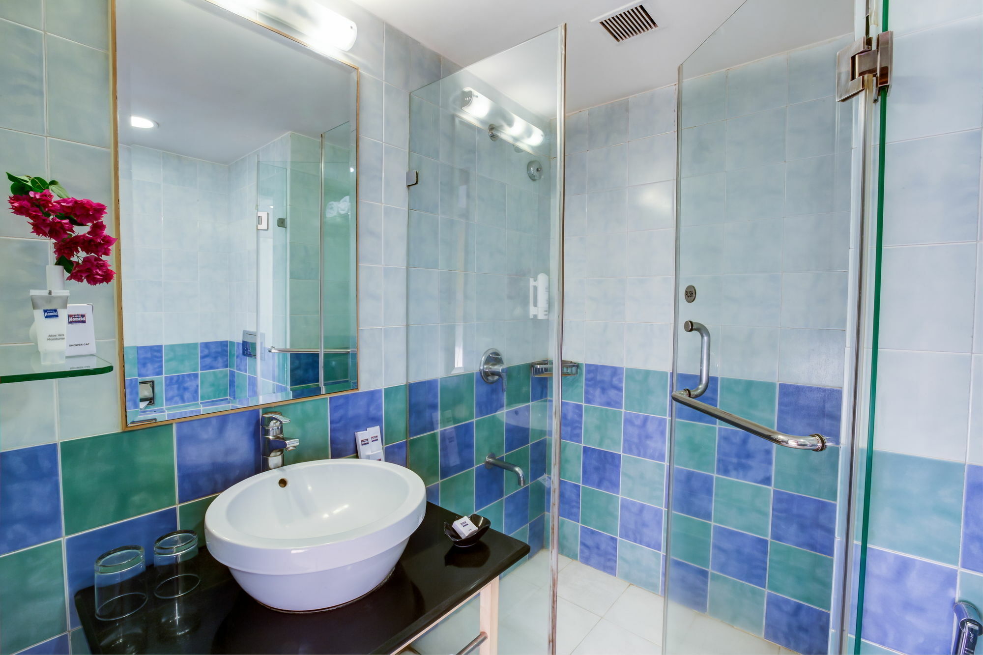 Radha Hometel 3* Bangalore