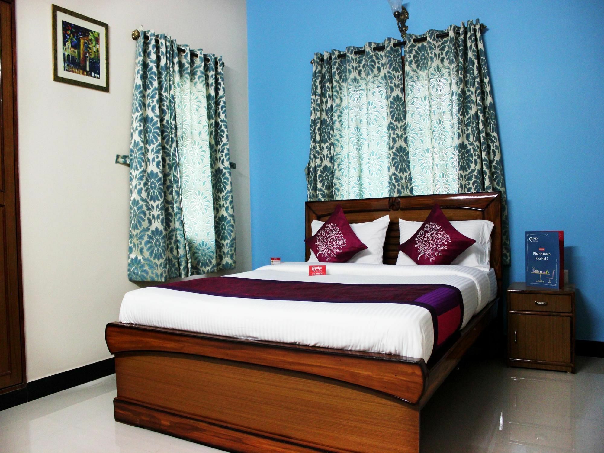 Oyo Apartments Mg Road Manipal Center Hotel 3*