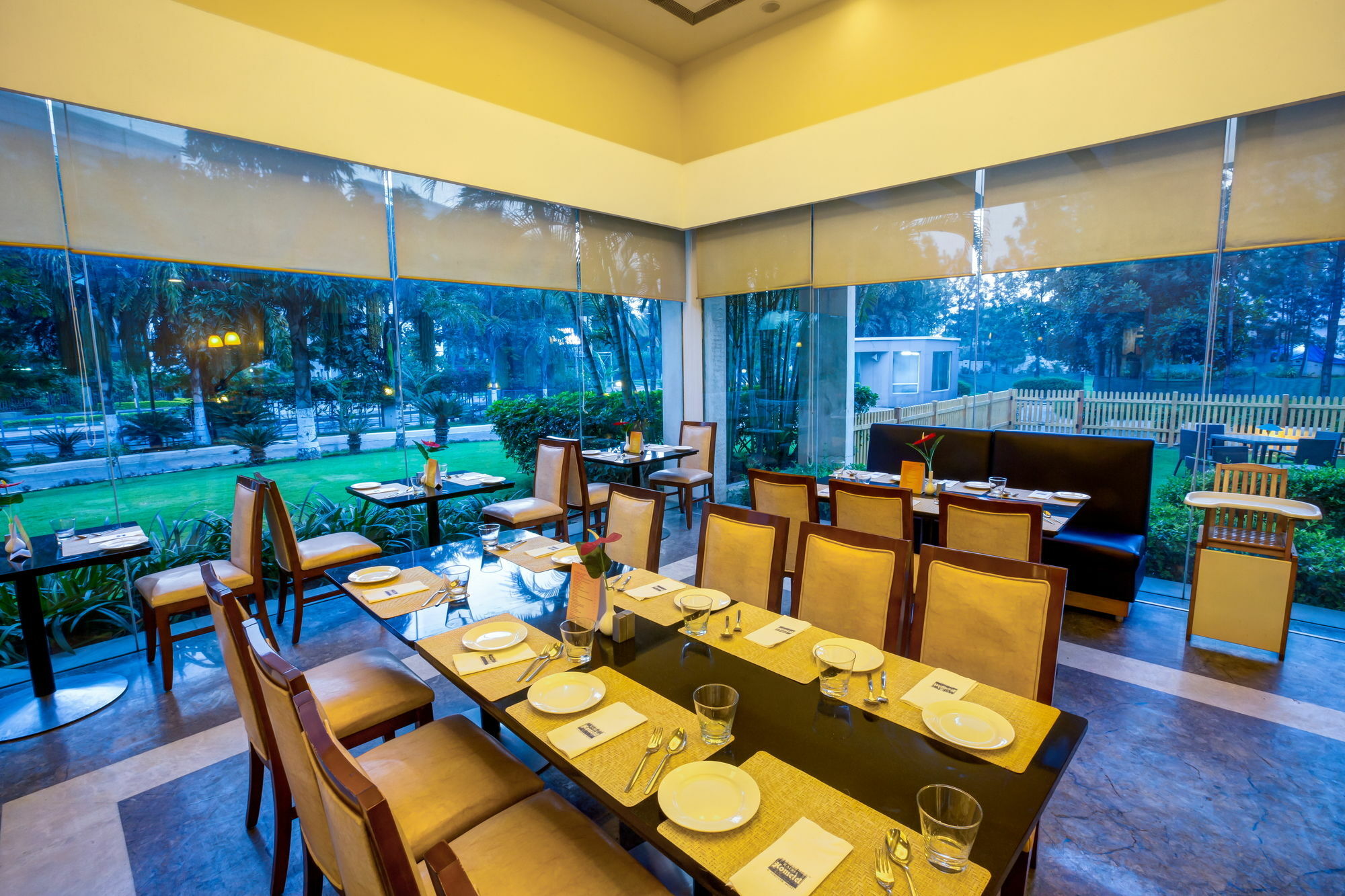 Hotel Radha Hometel 3*