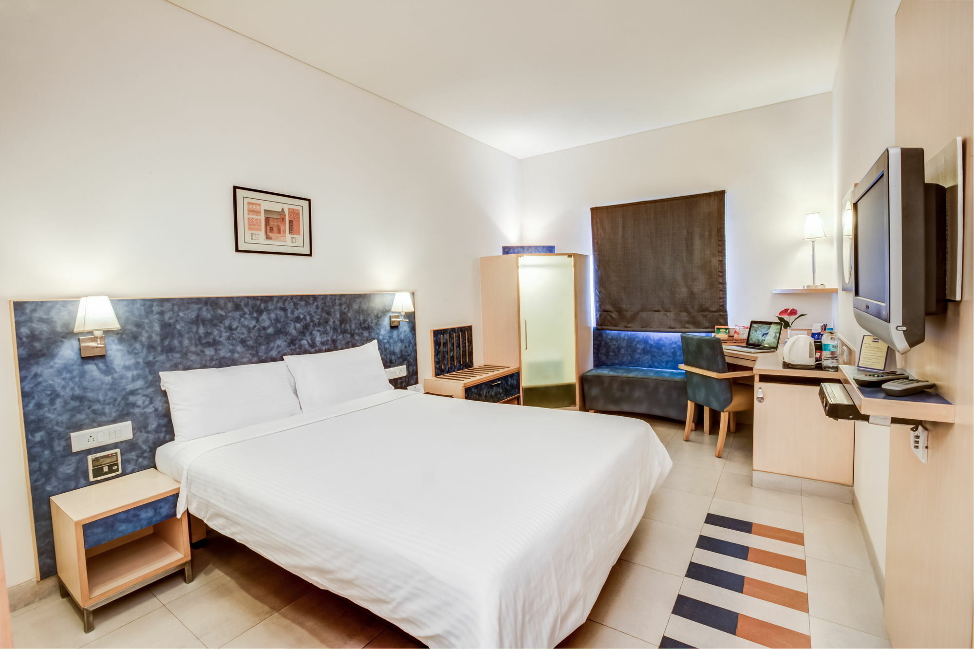 Radha Hometel Hotel 3*