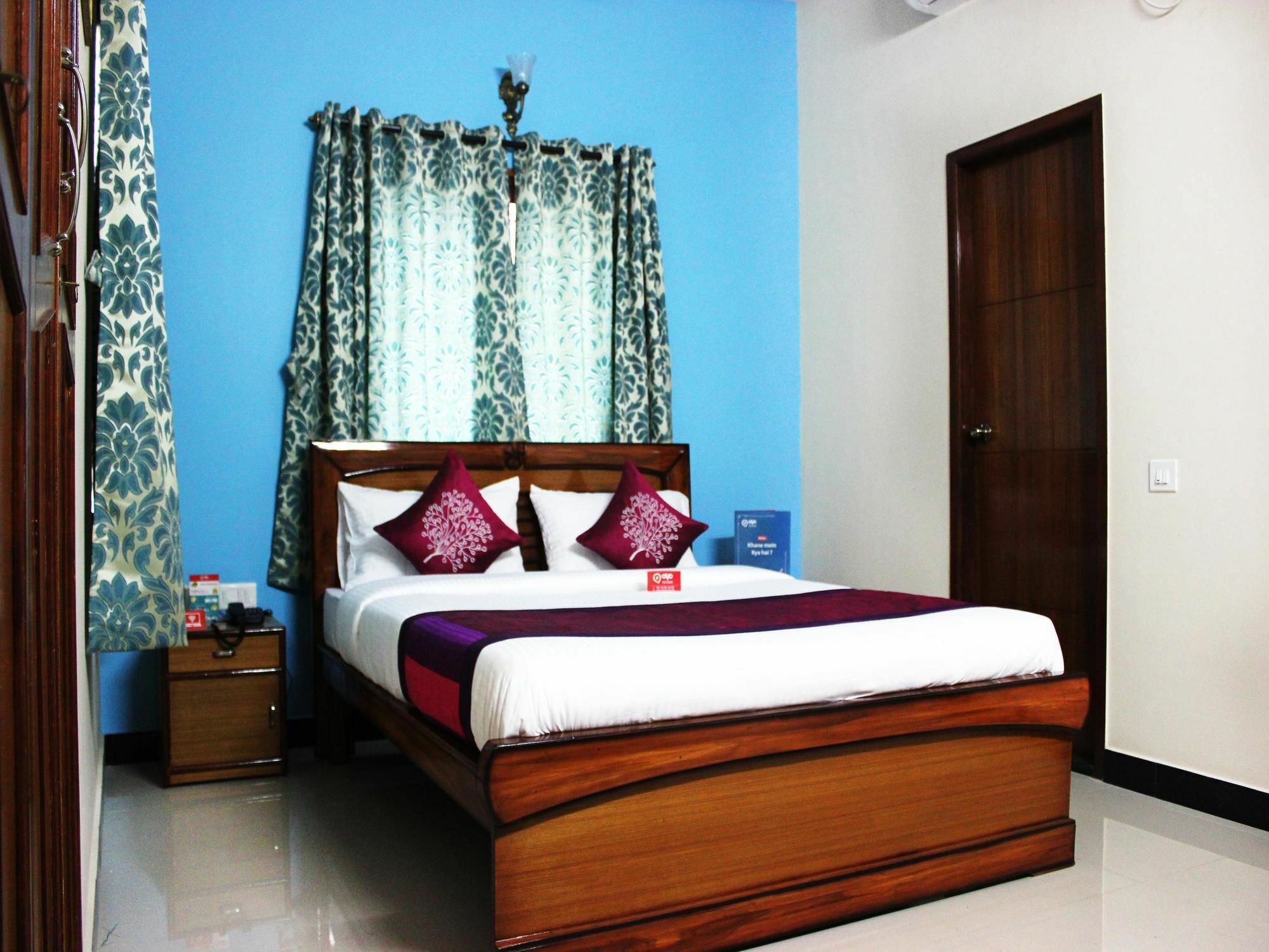 Oyo Apartments Mg Road Manipal Center