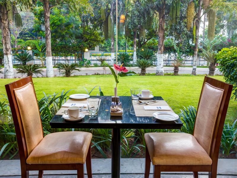 Hotel Radha Hometel 3*