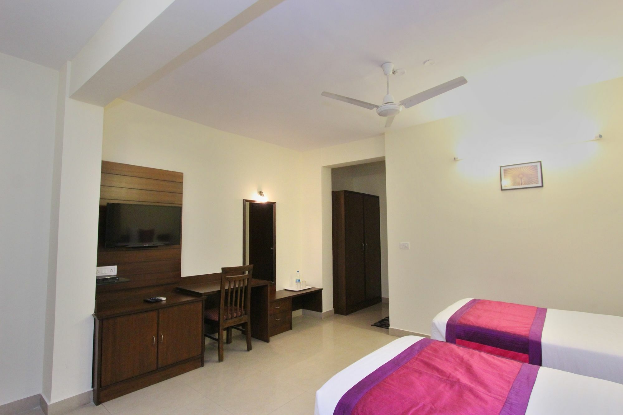 Hotel O Abhimaani Comforts 3*