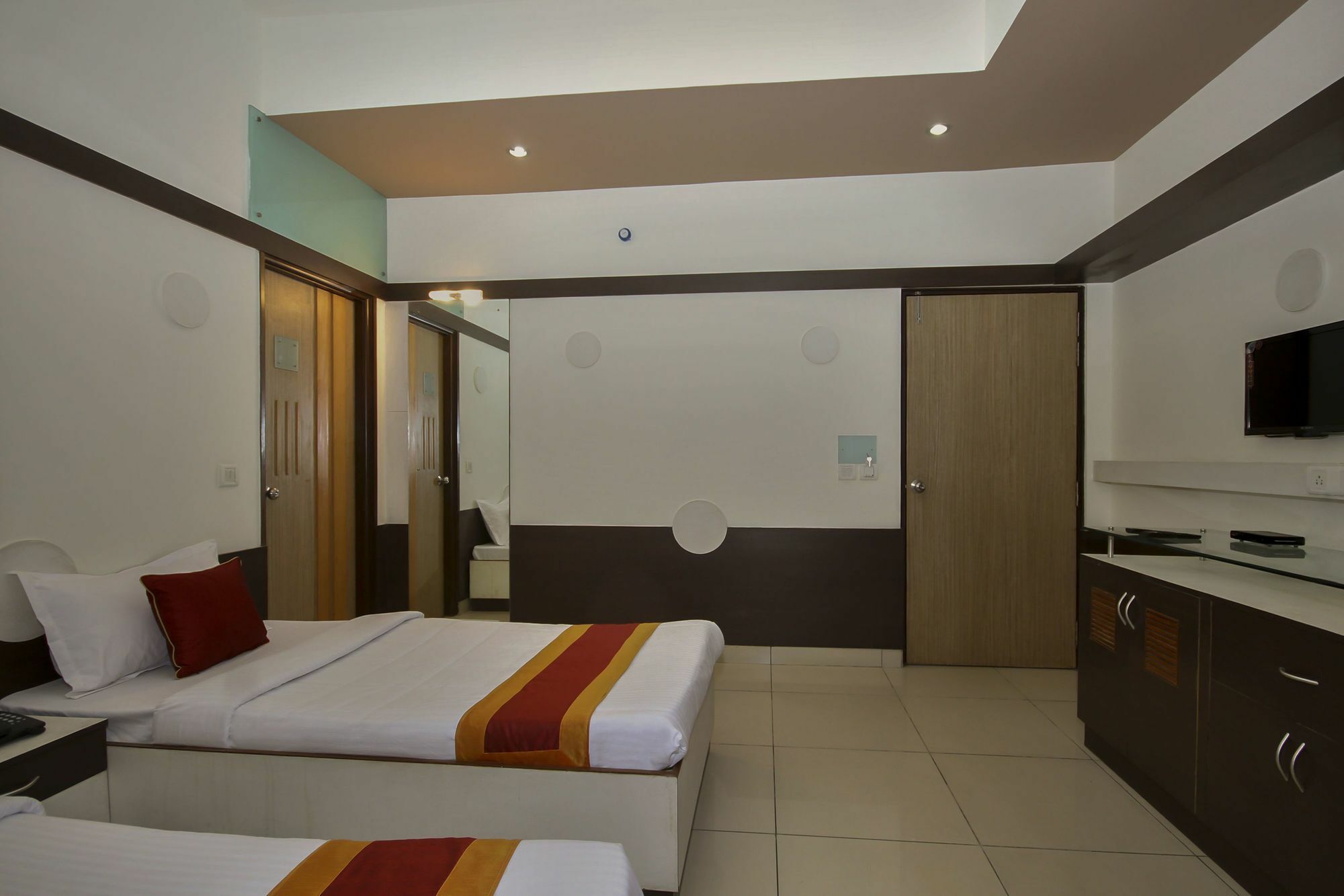 Hotel O Abhimaani Comforts 3*