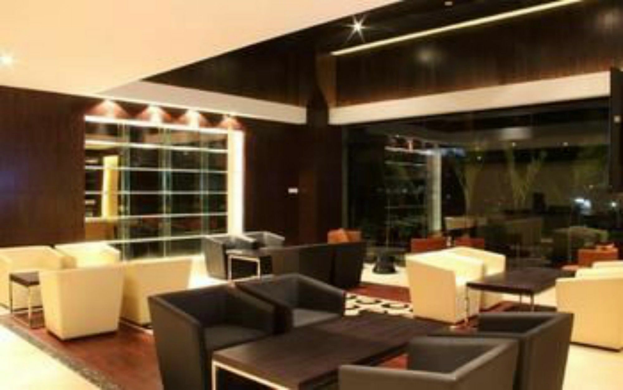 Hotel Lemon Tree Whitefield, 4*