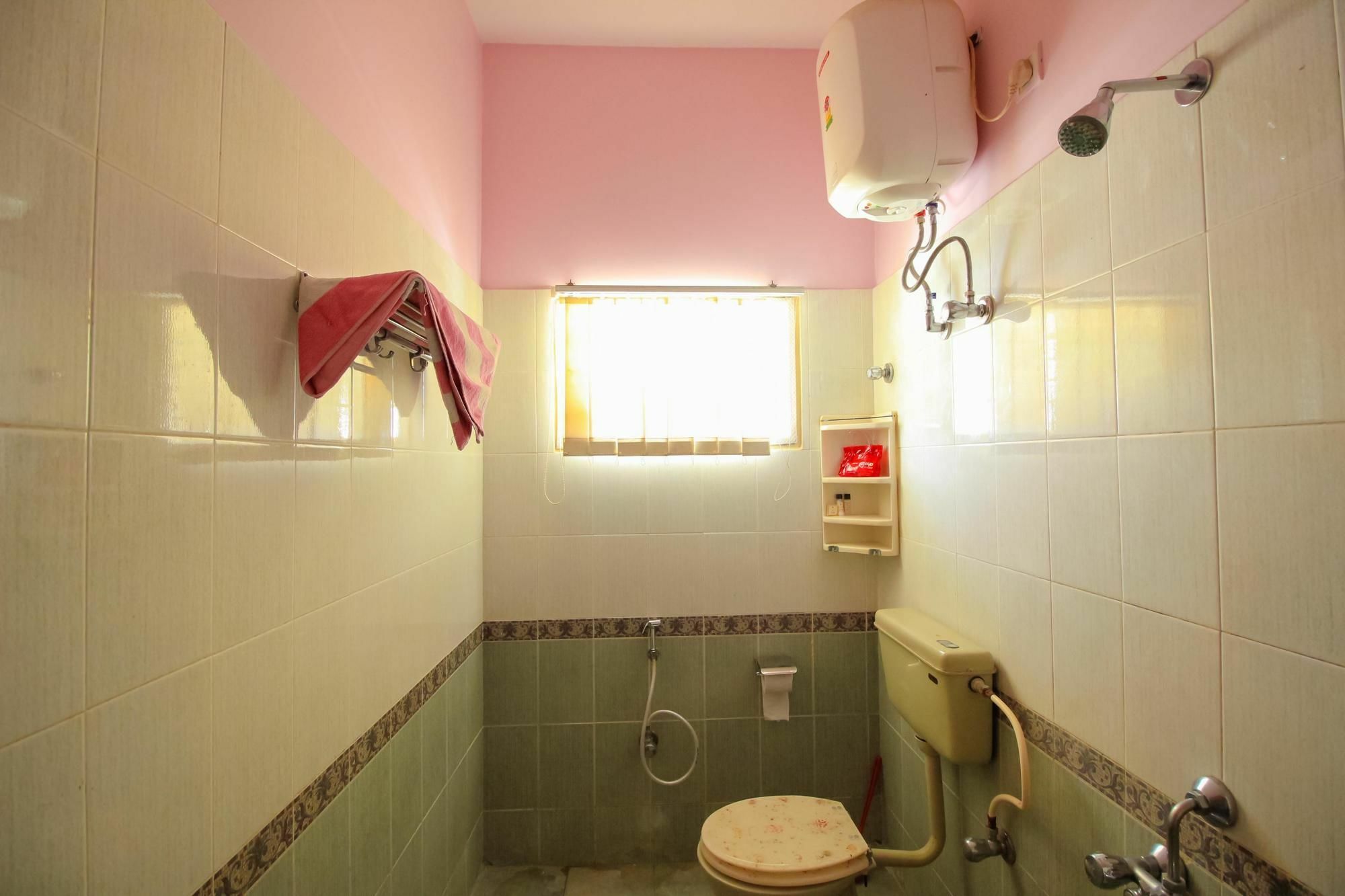 Oyo 894 Apartment Hotel 510 Chetana Bangalore