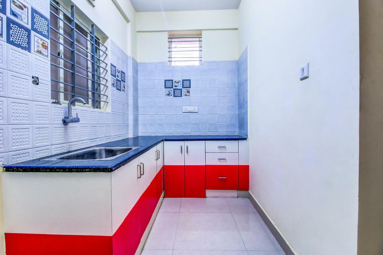 Hotel Oyo 14272 Manyata Palace 3*