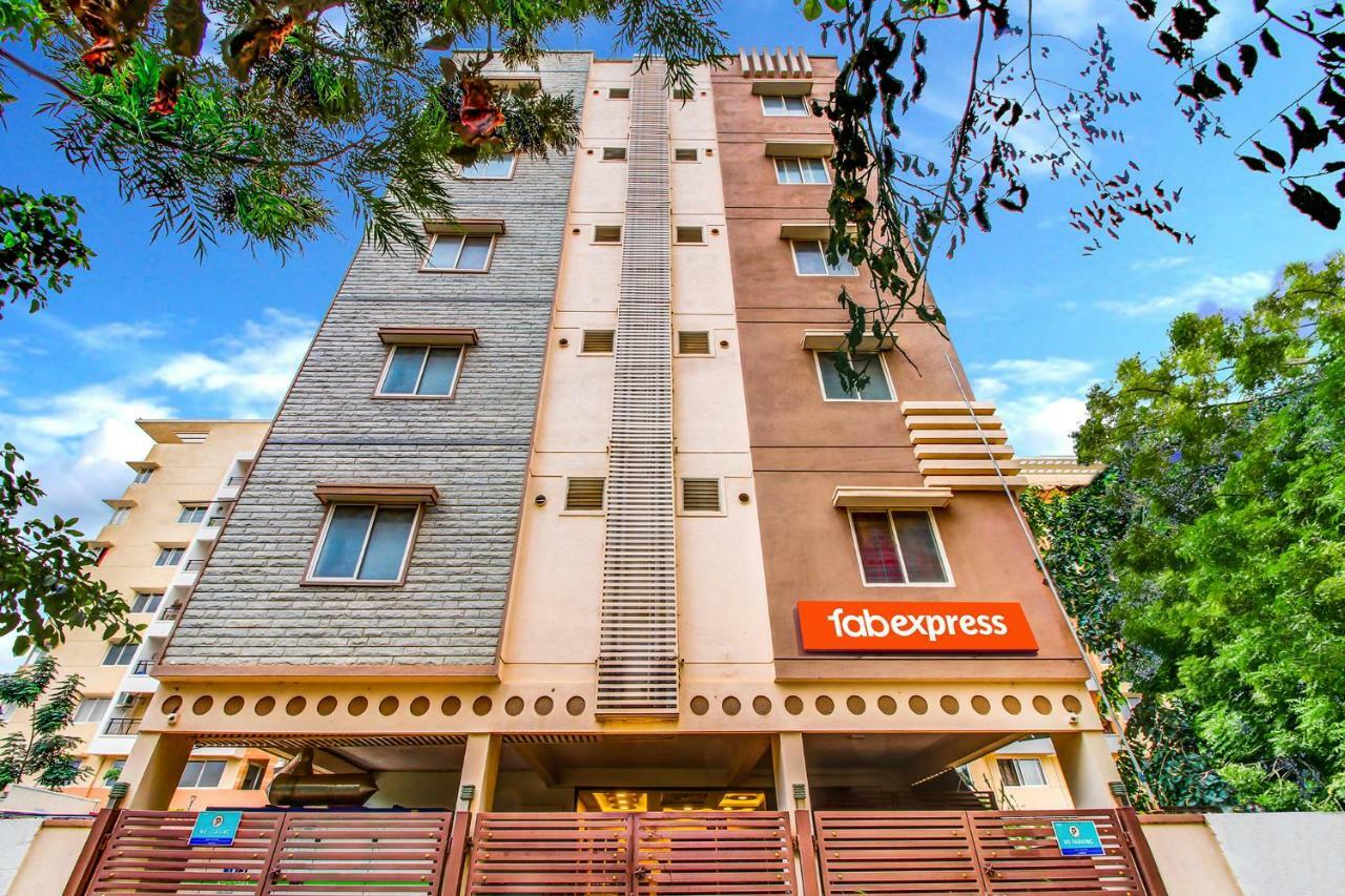 Hotel Oyo 14272 Manyata Palace 3*