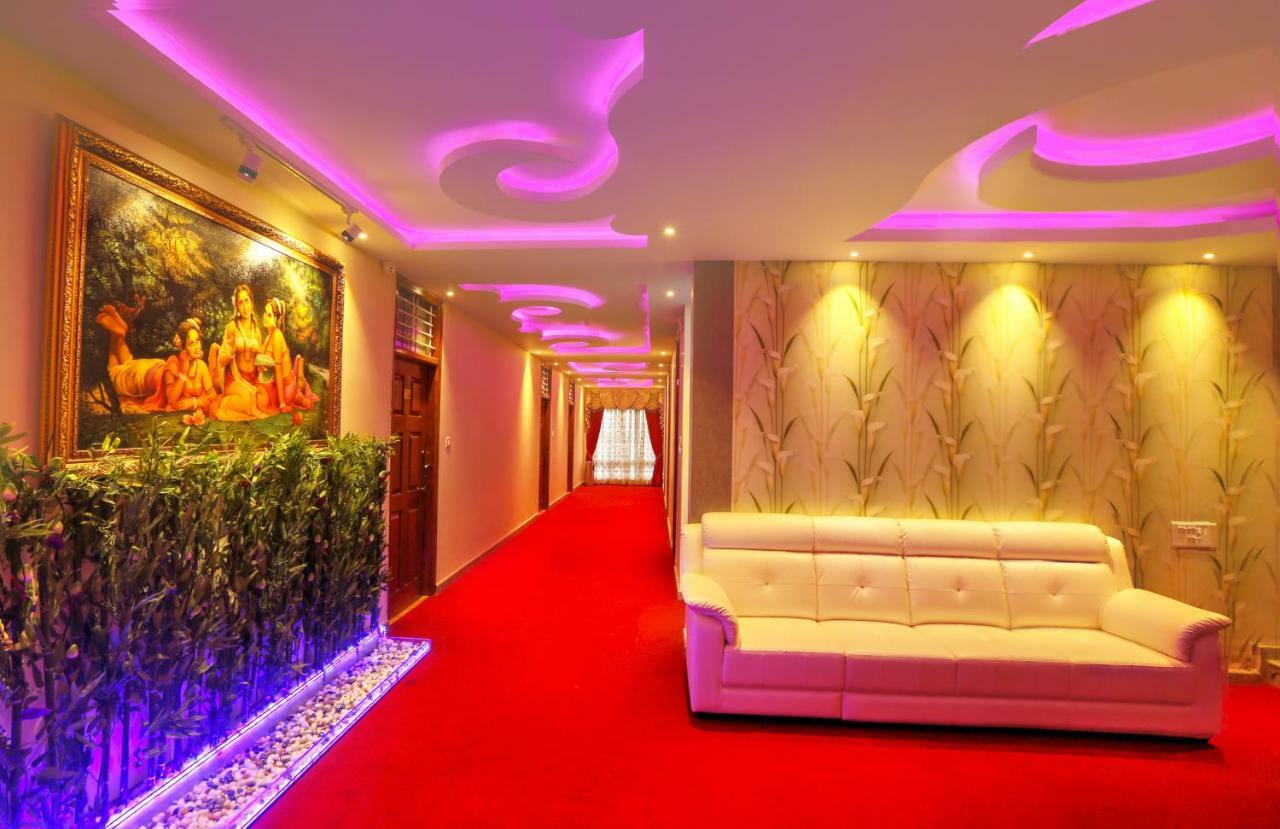 The Royal Hotel 3*