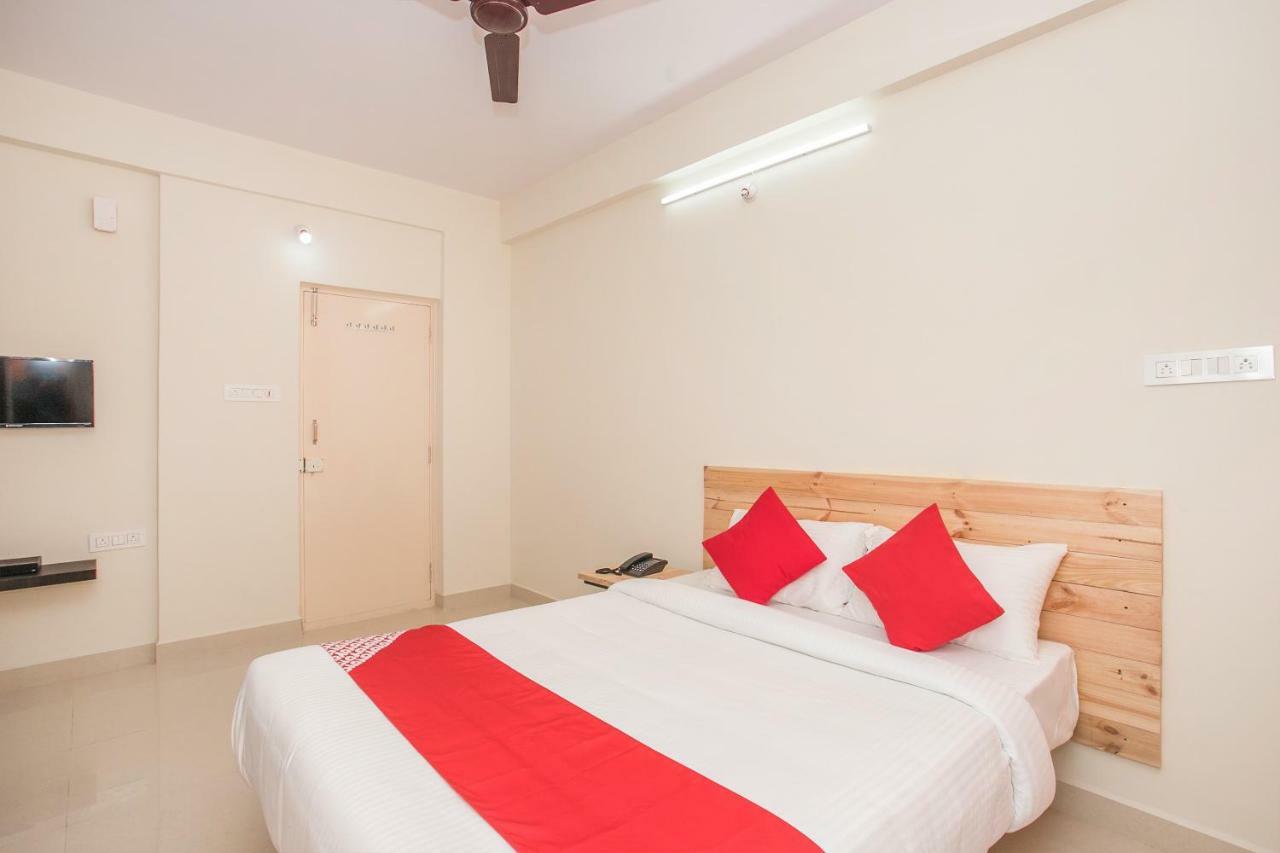 Oyo 15354 Viyan Comforts 3*