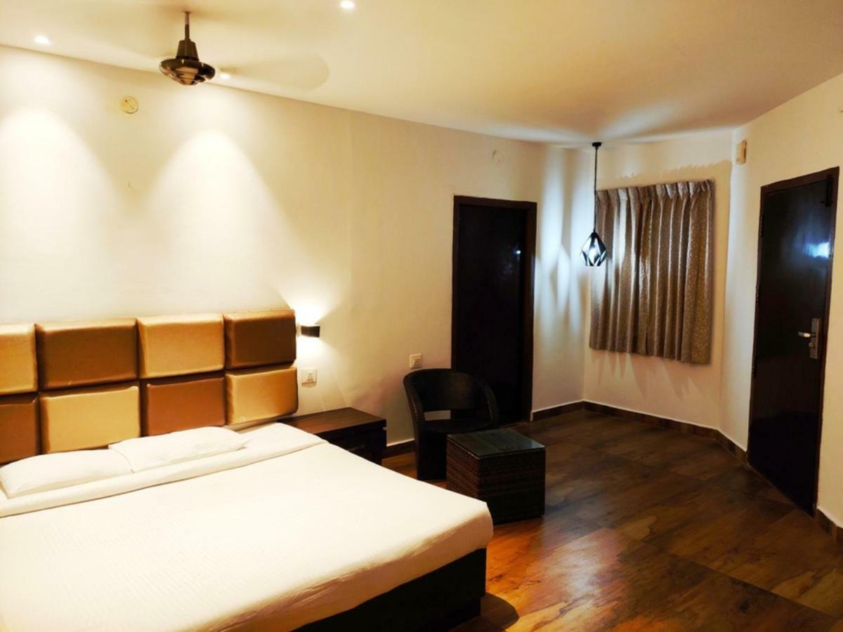 Resort Village 3*