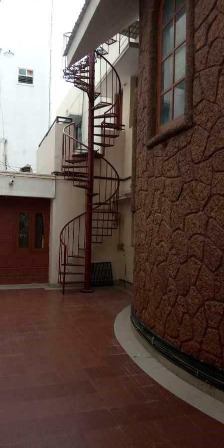 Redstone And Guest house 3*