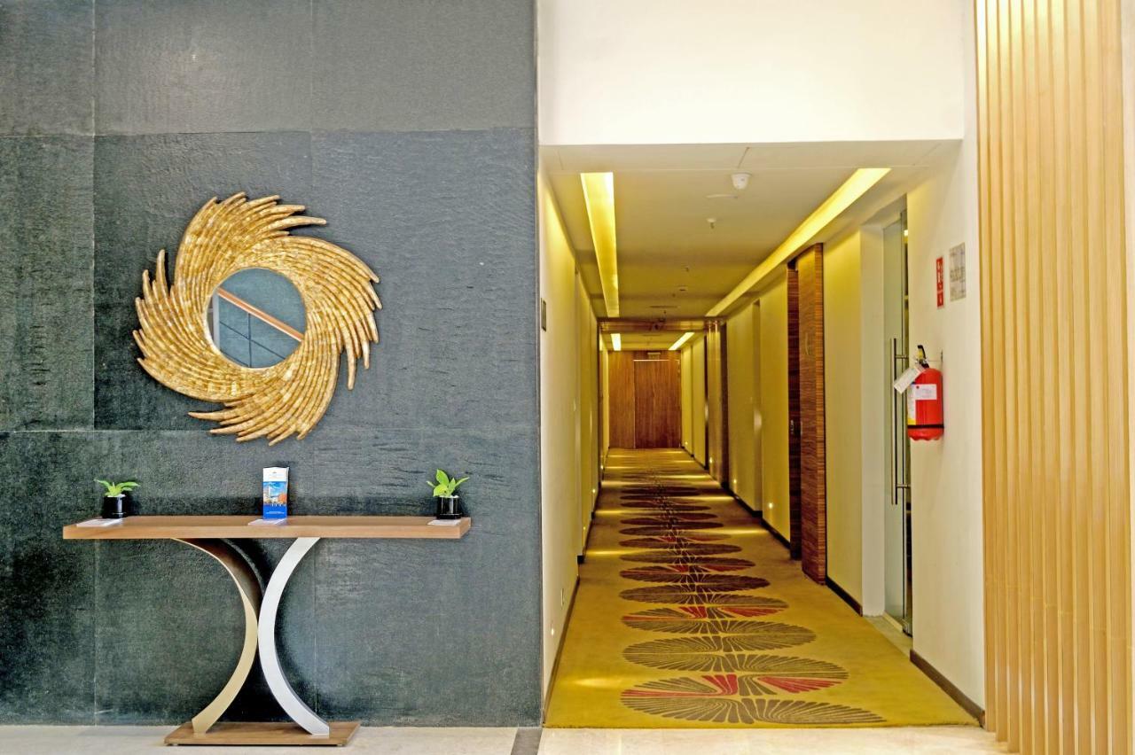 Sarovar Portico Outer Ring Road 4*