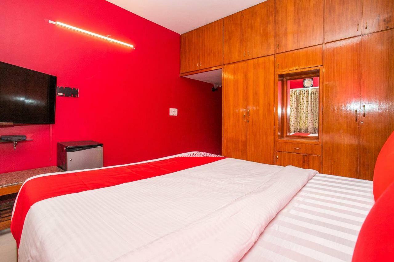 Oyo 894 510 Chetana Apartamento *