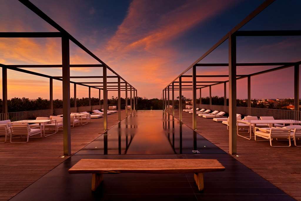 Hotel & Whitefield