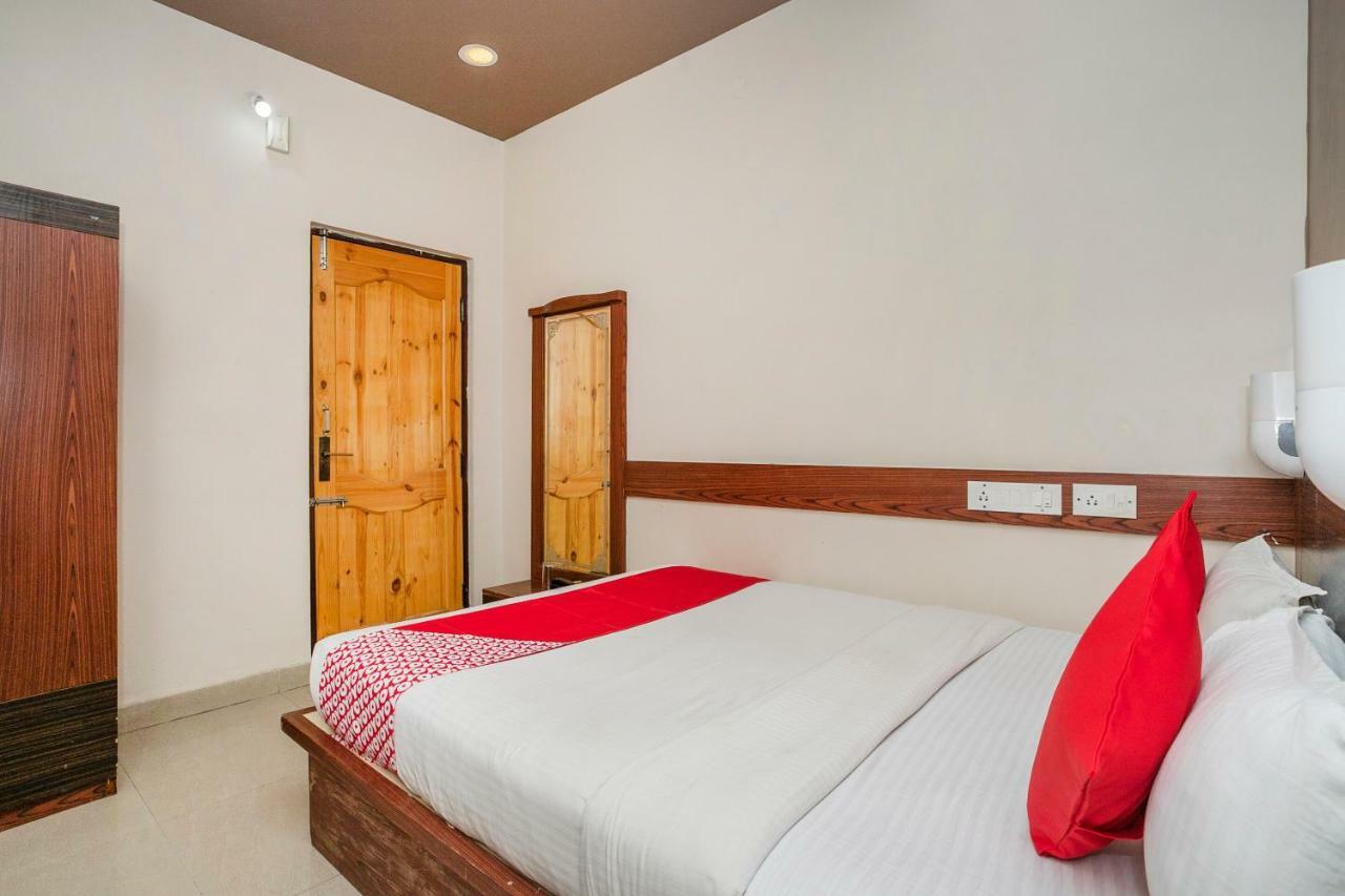 Hotel Oyo 436 Emirates
