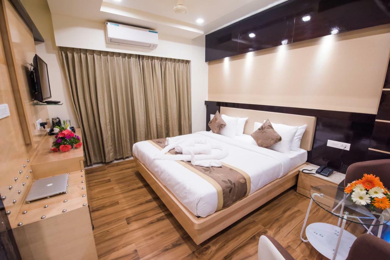 Gavishreeresidency 3*