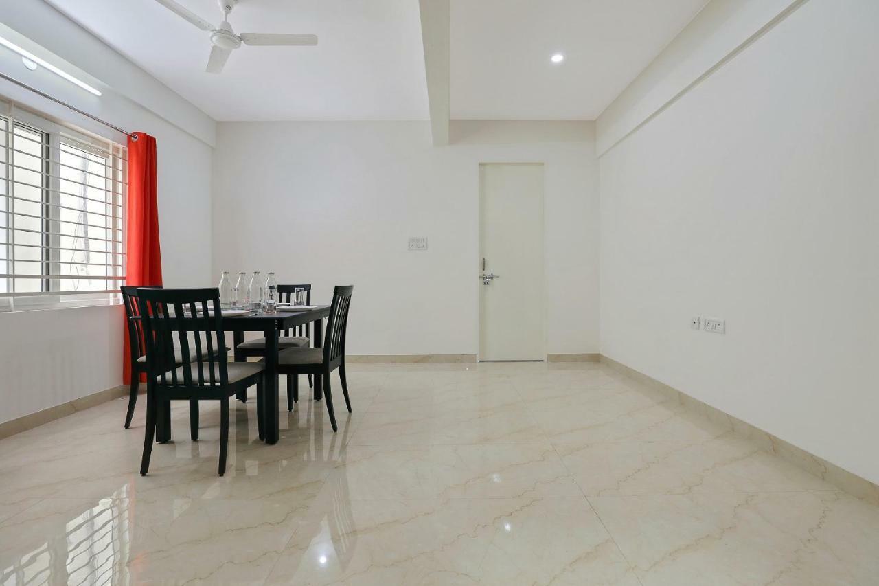 Guest house 1brelegant Abode Near Mantri Square Mall