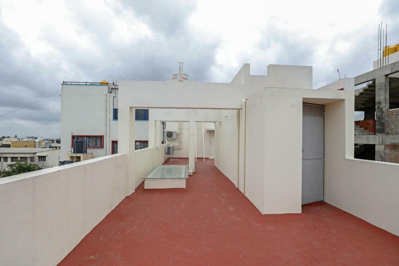1brelegant Abode Near Mantri Square Mall